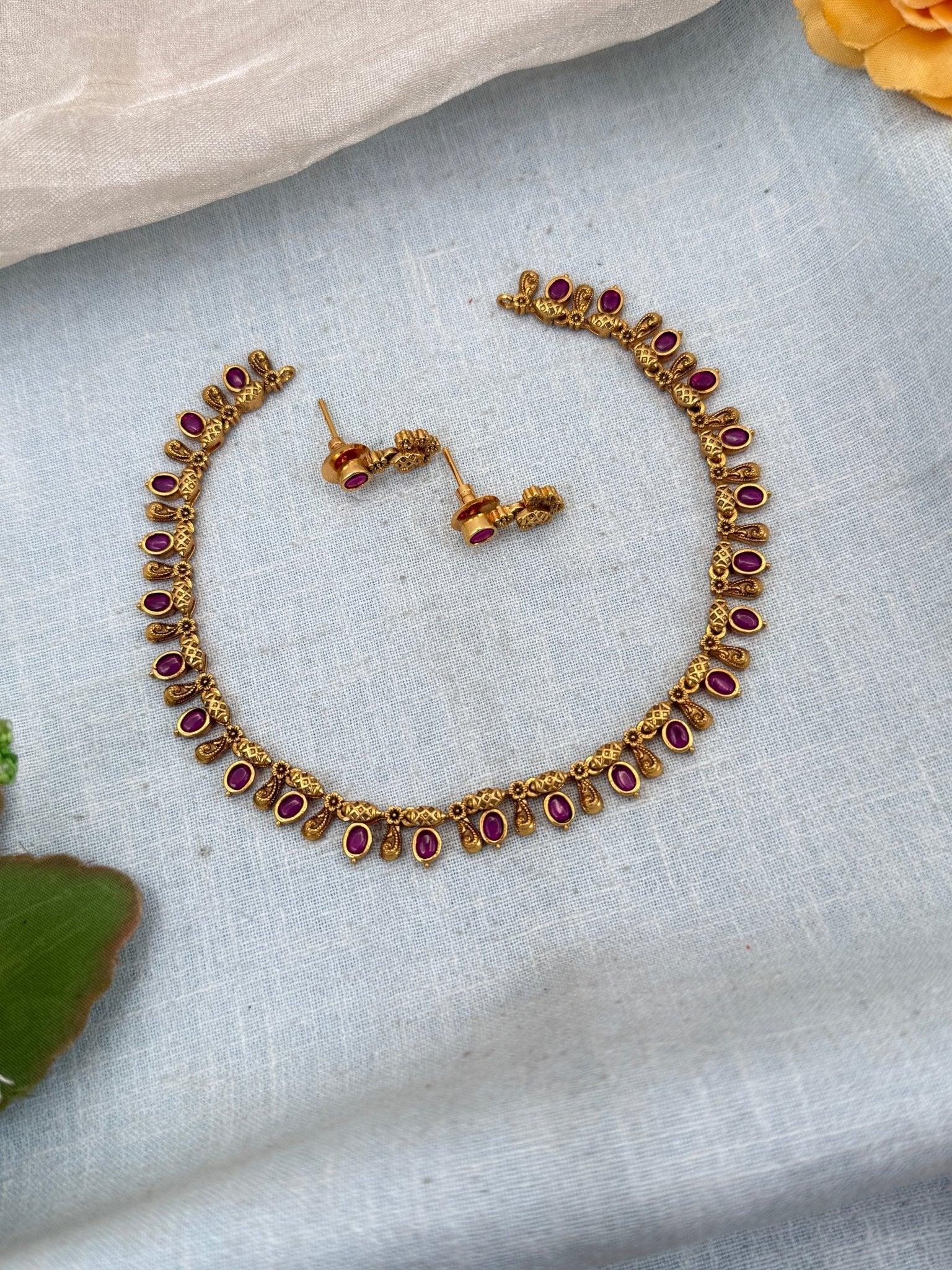 Simple Antique Ruby Stone Short Necklace Set 0149 - Mahilas