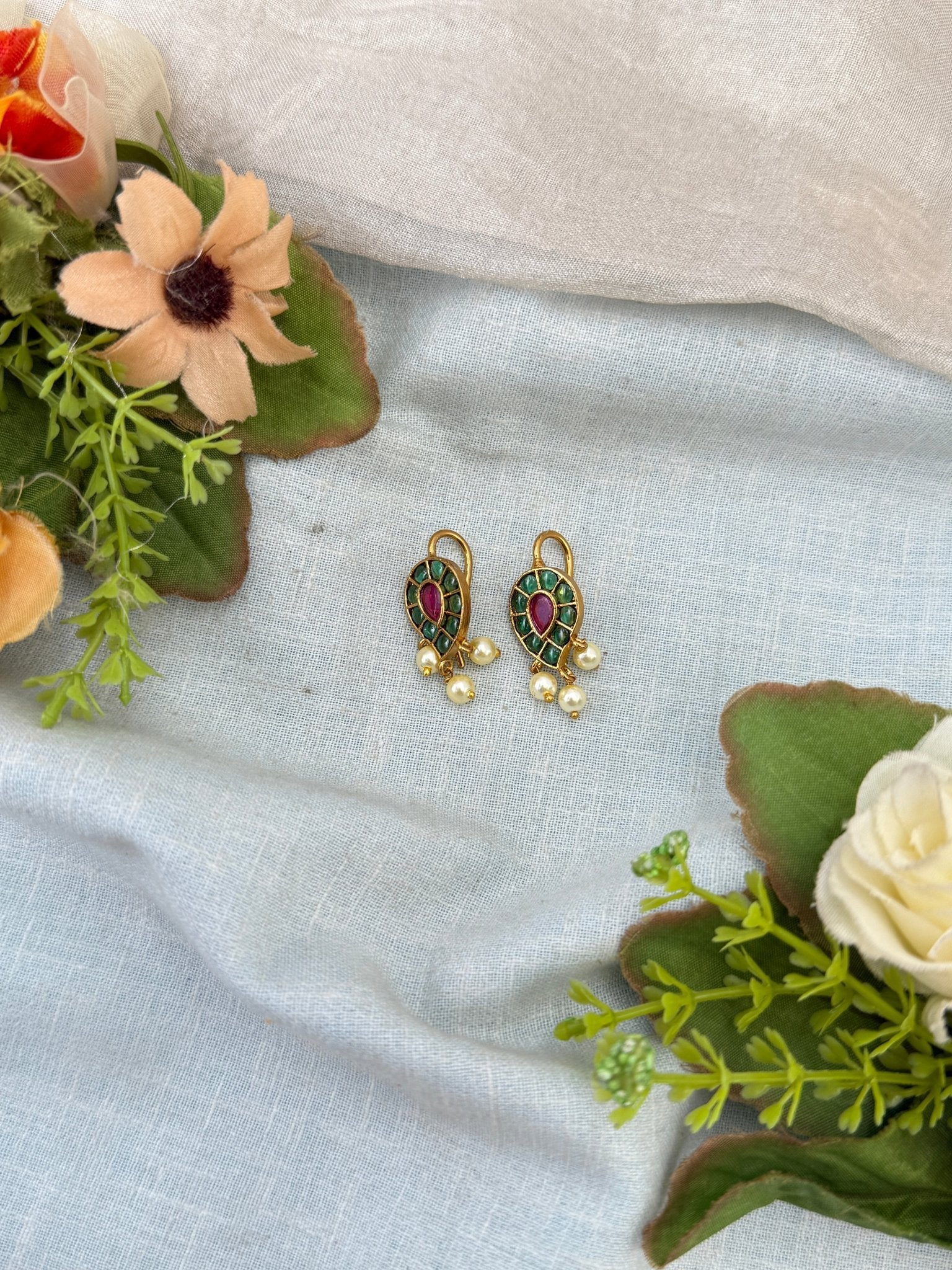 Simple Stone Antique Bugadi Earrings 2002 - Mahilas
