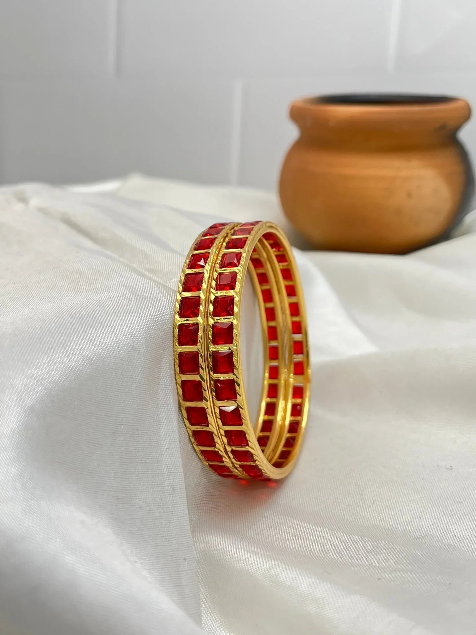 Stone Bangle - Swarna - Mahilas