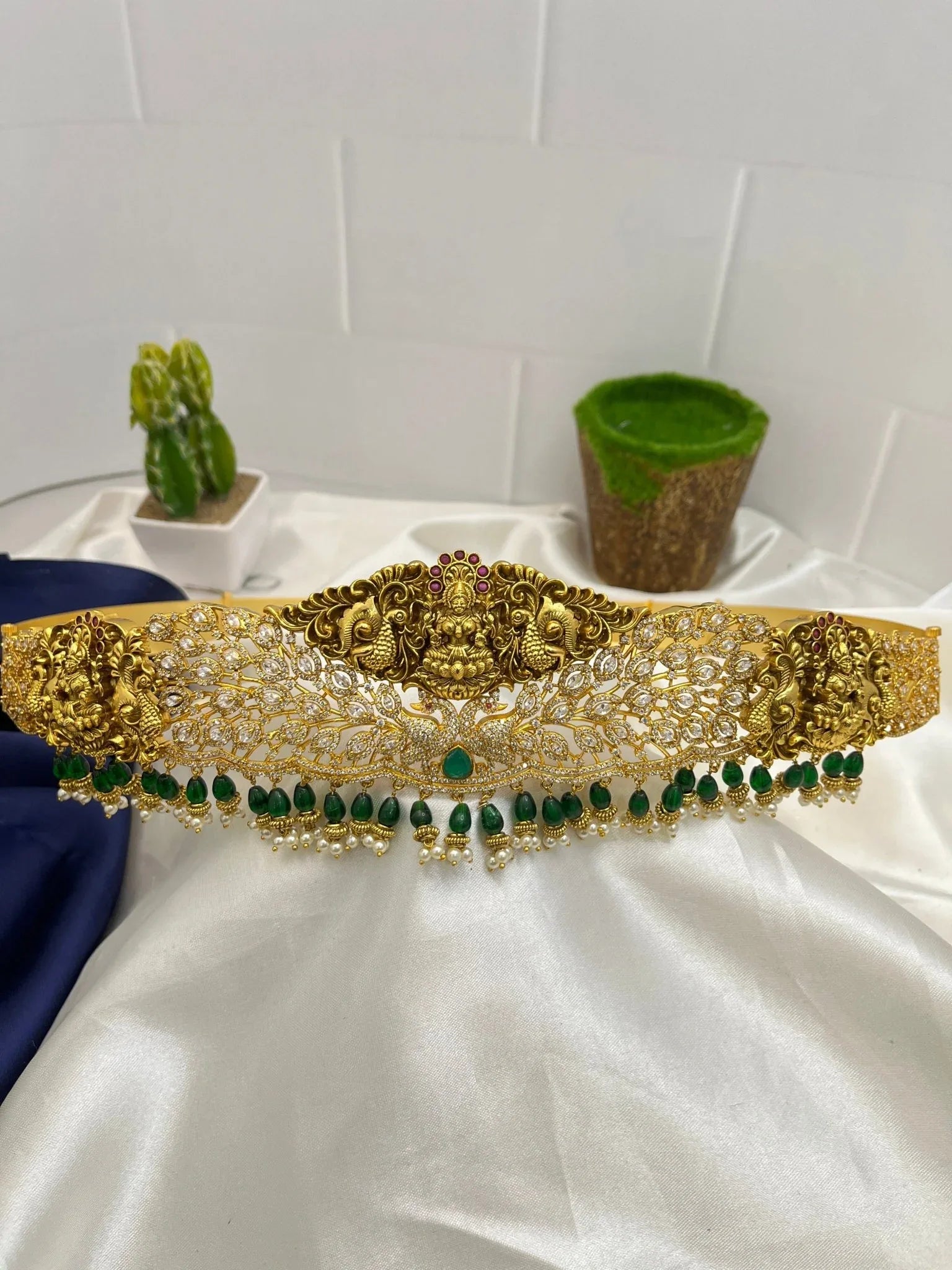 Vaddanam Dab 6745 - Mahilas