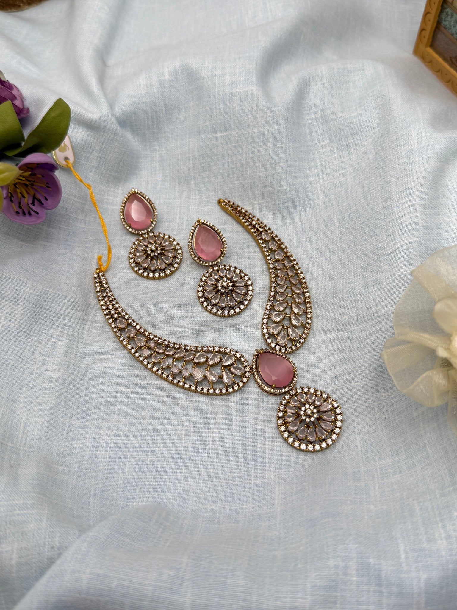 Victorian Choker Necklace Set 214 - Mahilas