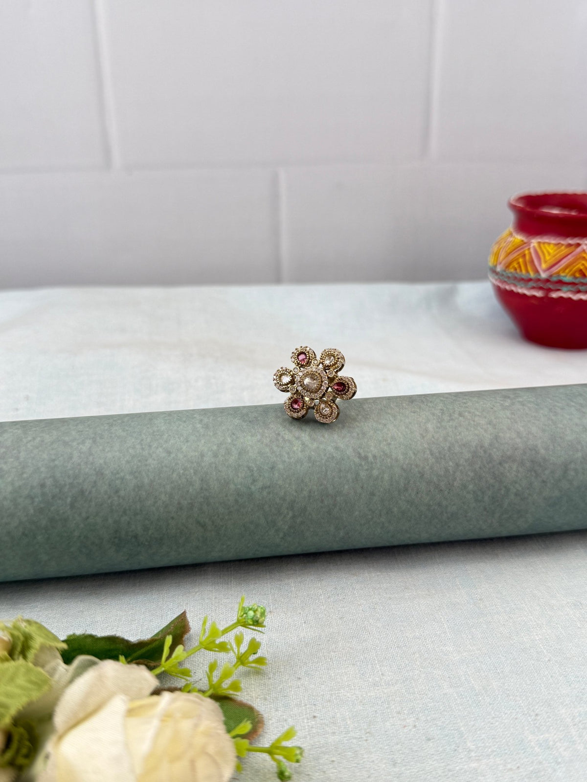Victorian Kundan Finger Ring | F0002 - Mahilas