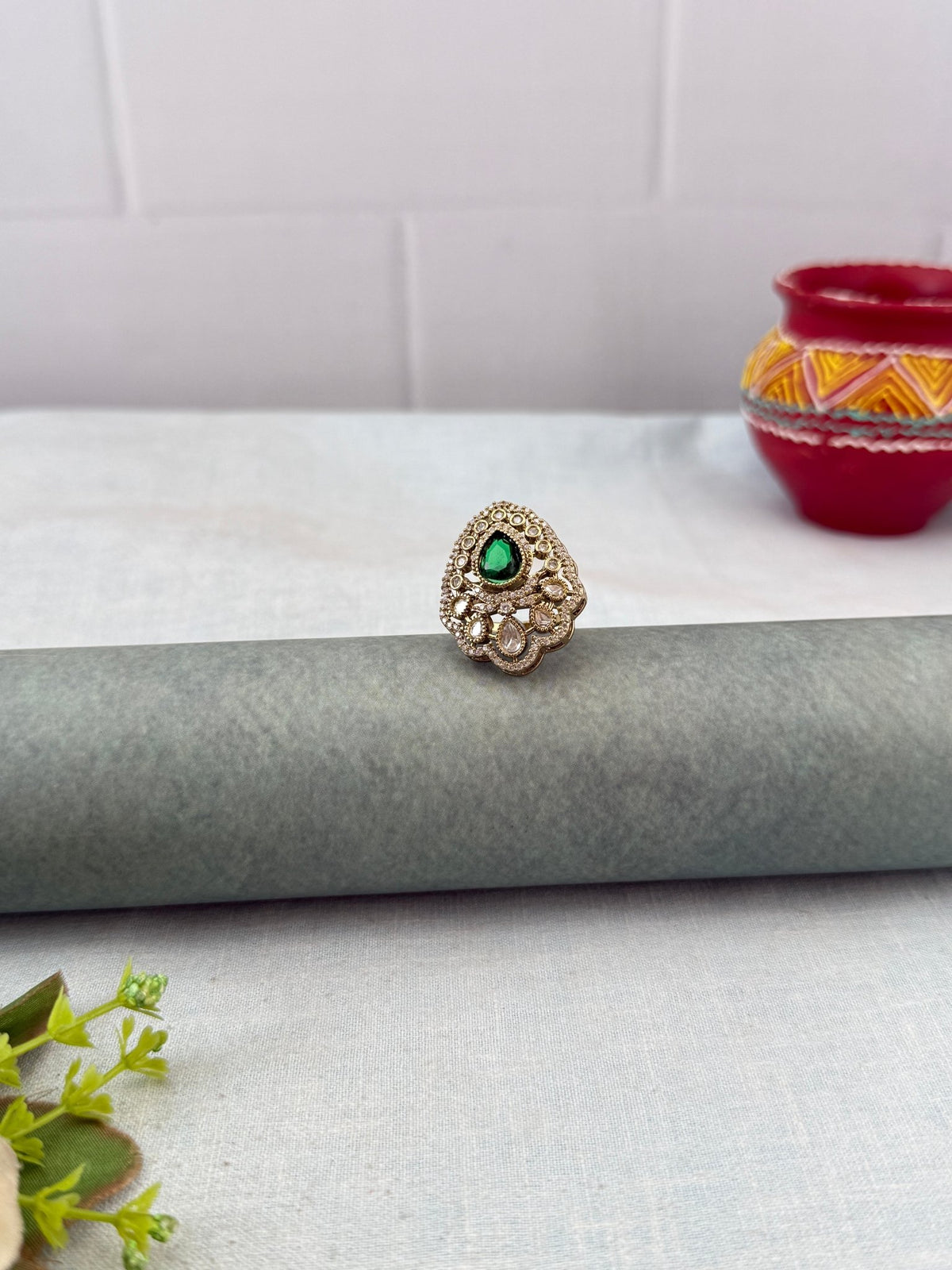 Victorian Kundan Finger Ring | F0014 - Mahilas