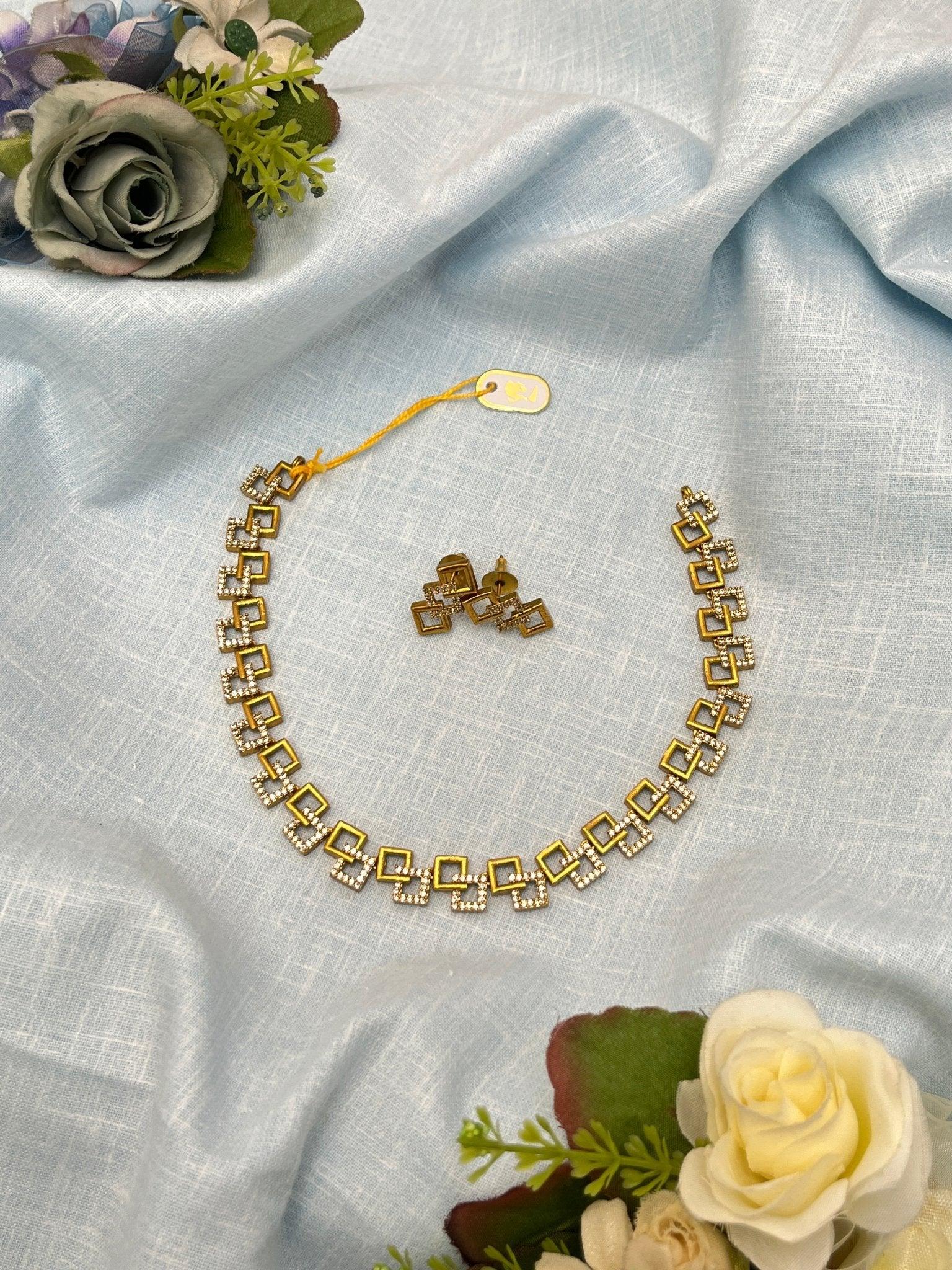 Victorian Necklace Set 164 - Mahilas