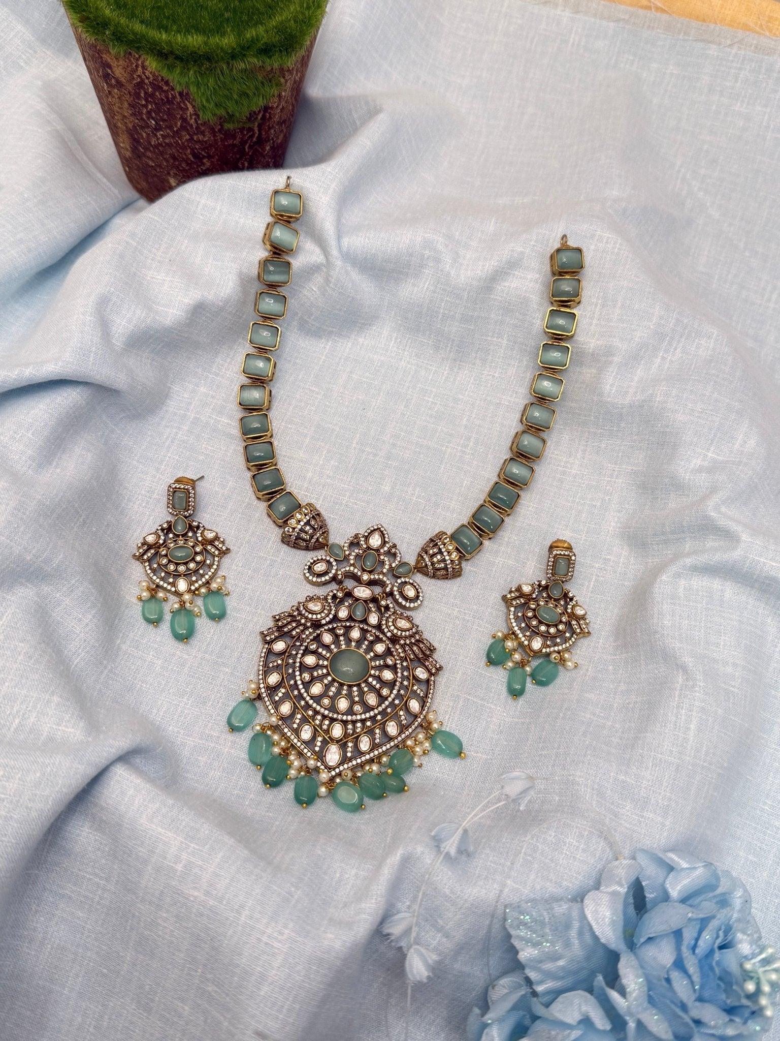 Victorian Necklace Set 165 - Mahilas