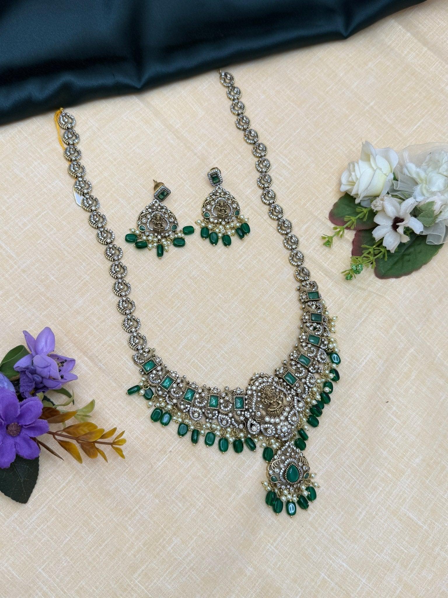 Victorian Necklace Set 204 - Mahilas