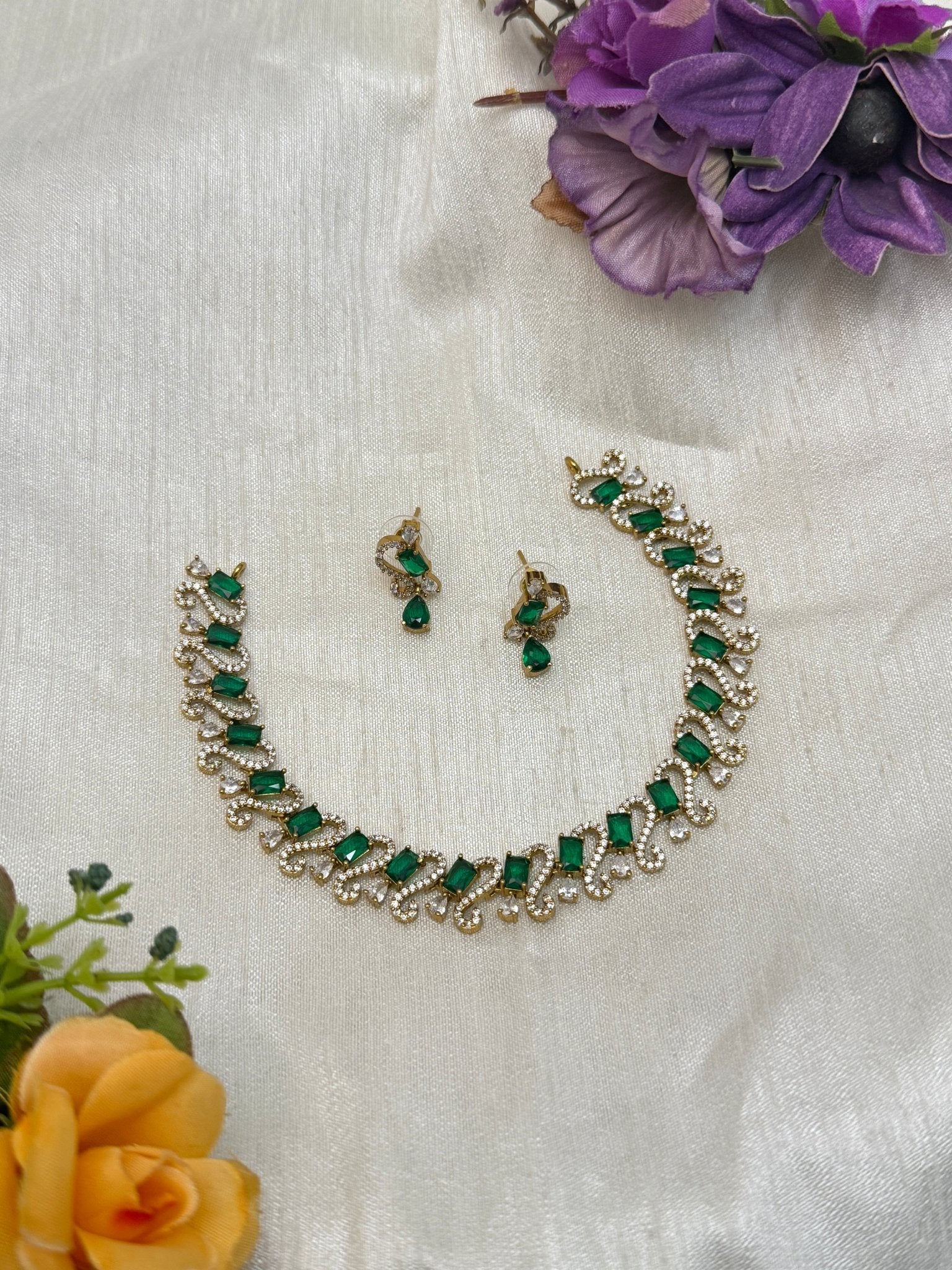 Victorian Necklace Set 250 - 6 Colors - Mahilas