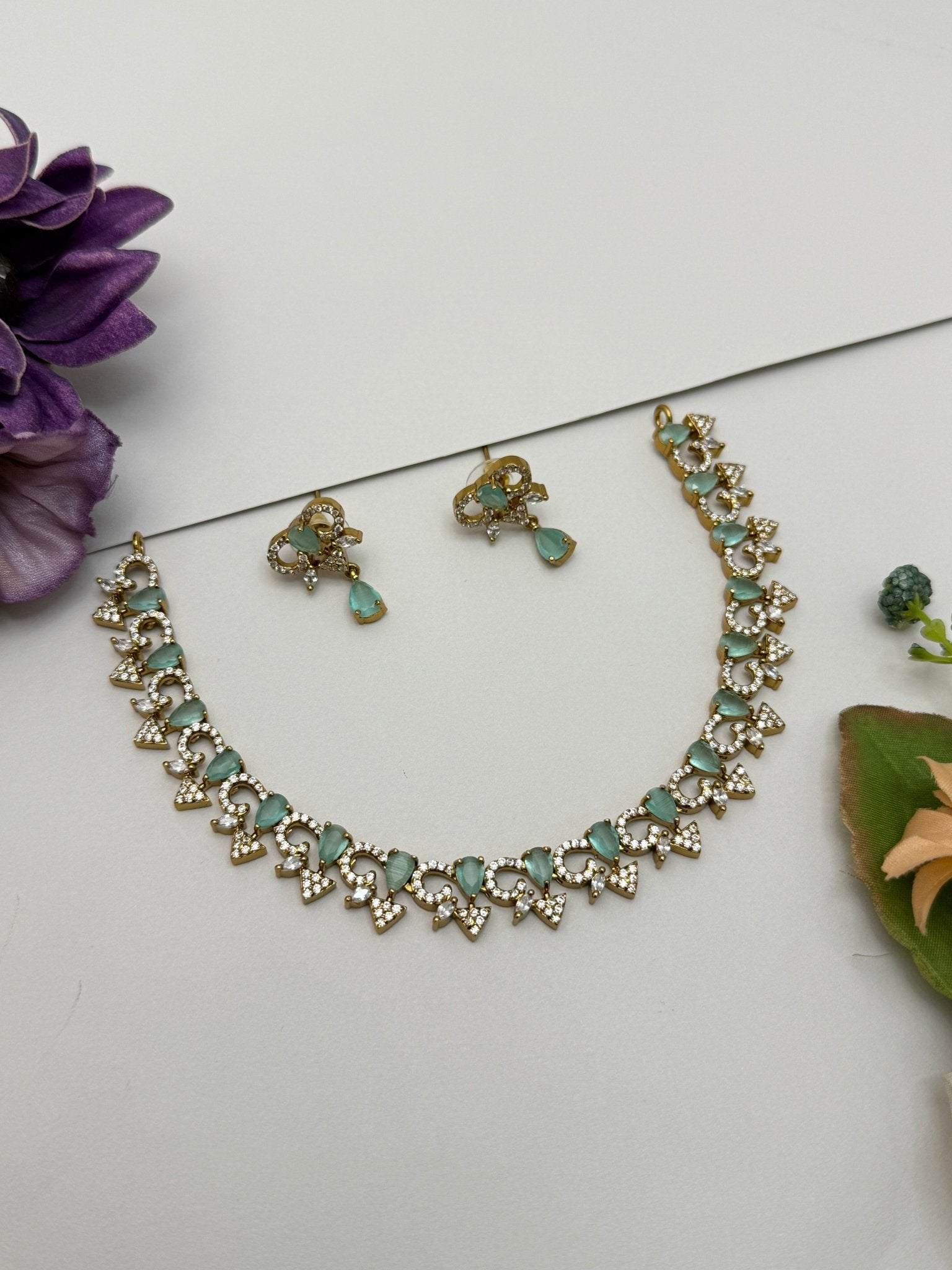 Victorian Necklace Set 255 - 6 Colors - Mahilas