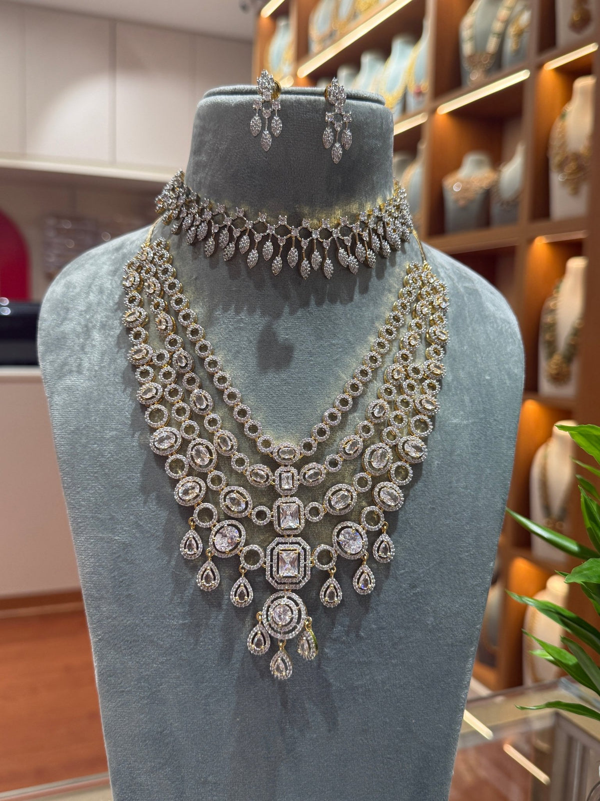 Victorian Stone Designer Necklace Full Bridal Set| NC0023 - Mahilas