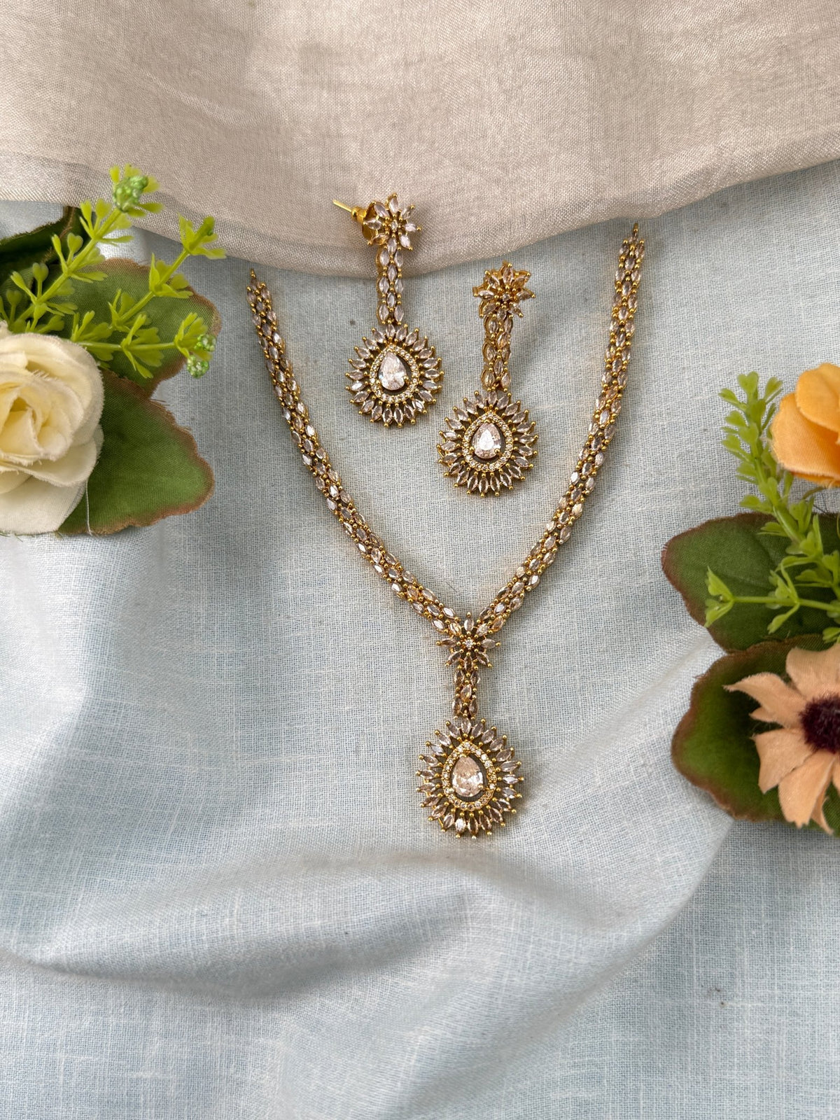 Victorian Stone Pendant Short Necklace Set | 029 - Mahilas