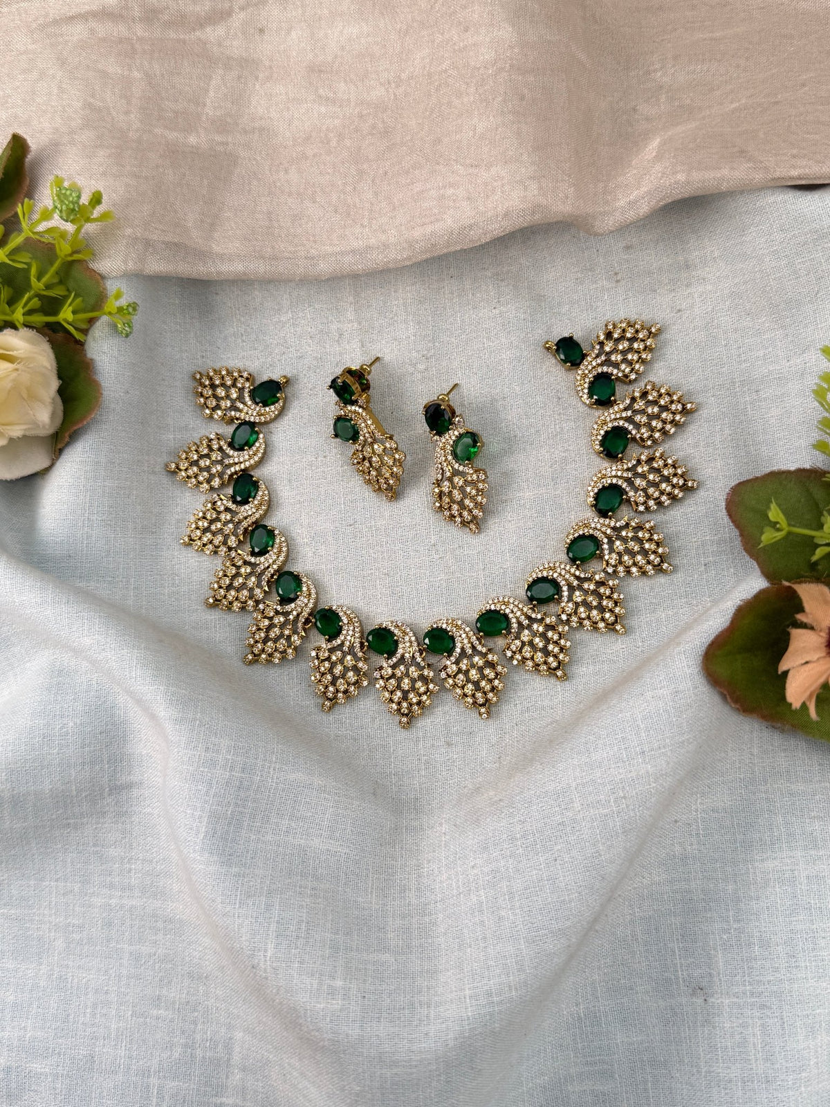 Victorian Stone Short Necklace Set | 022 - Mahilas