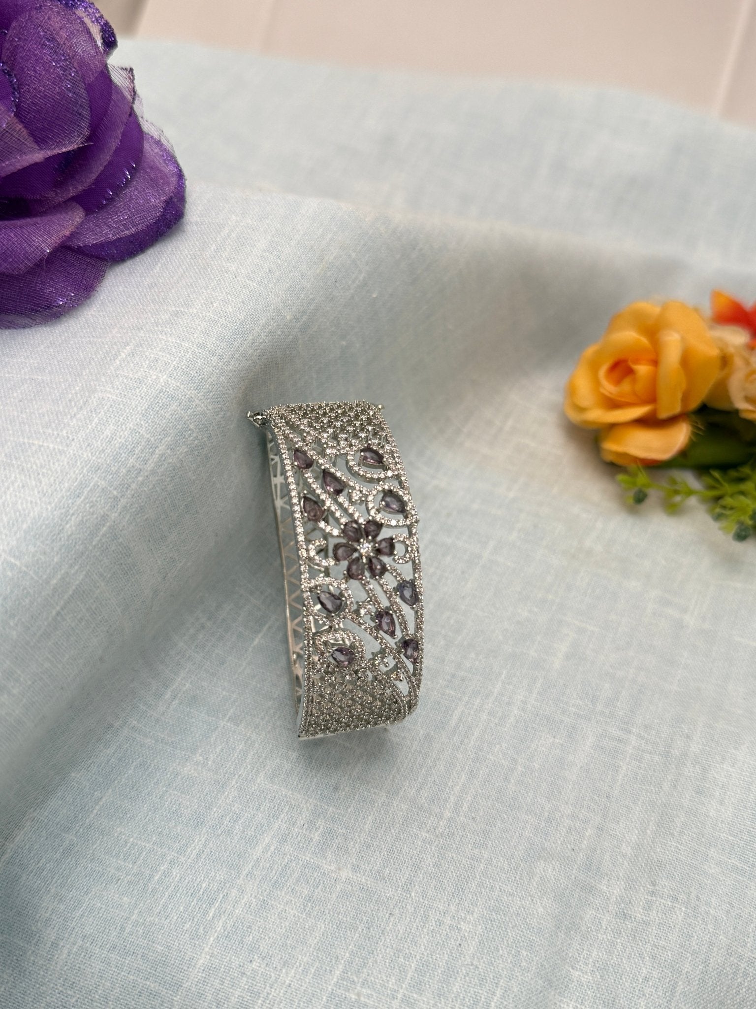 White Stone Bracelet 6910 - Mahilas