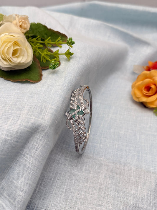 White Stone Bracelete 7033 - Mahilas