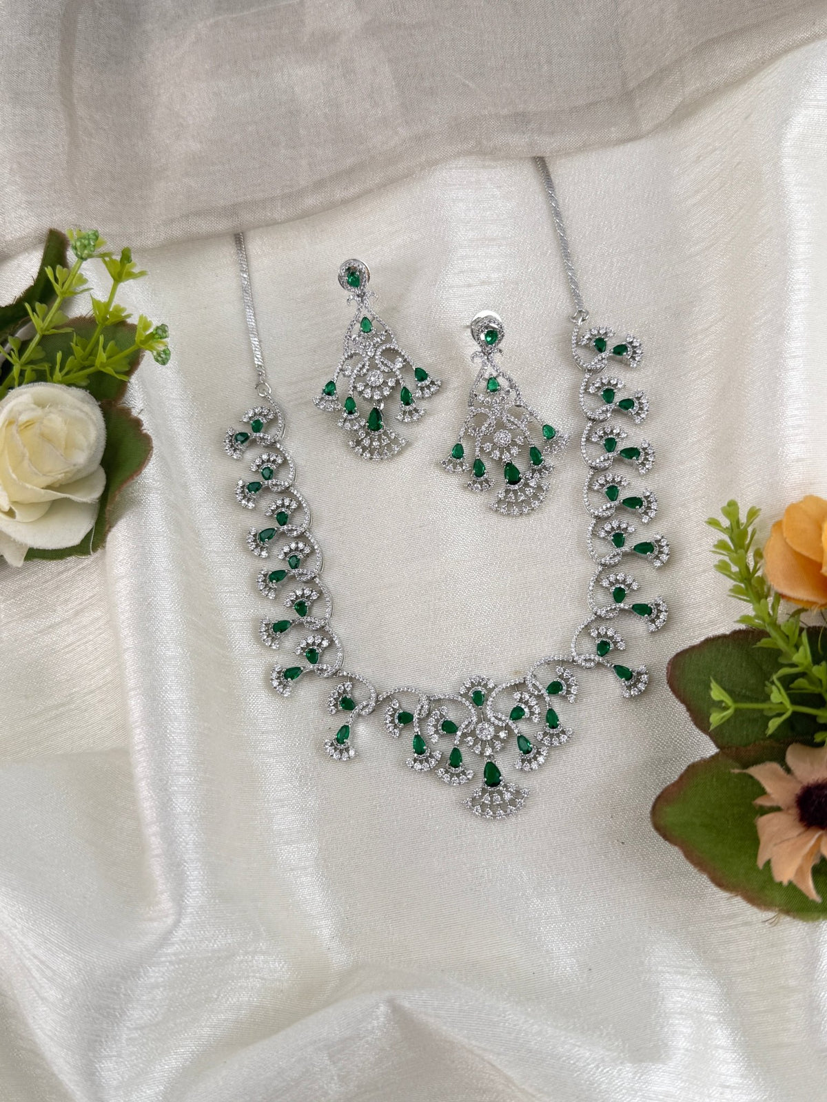 Zircon Stone Short Necklace Set | 041 - Mahilas