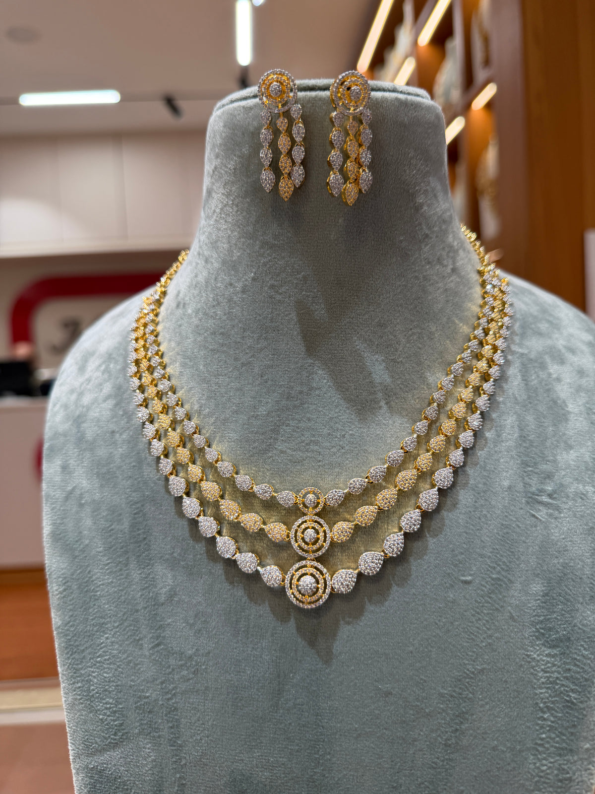 Zircon Stone Premium Layered Short Set | 0060