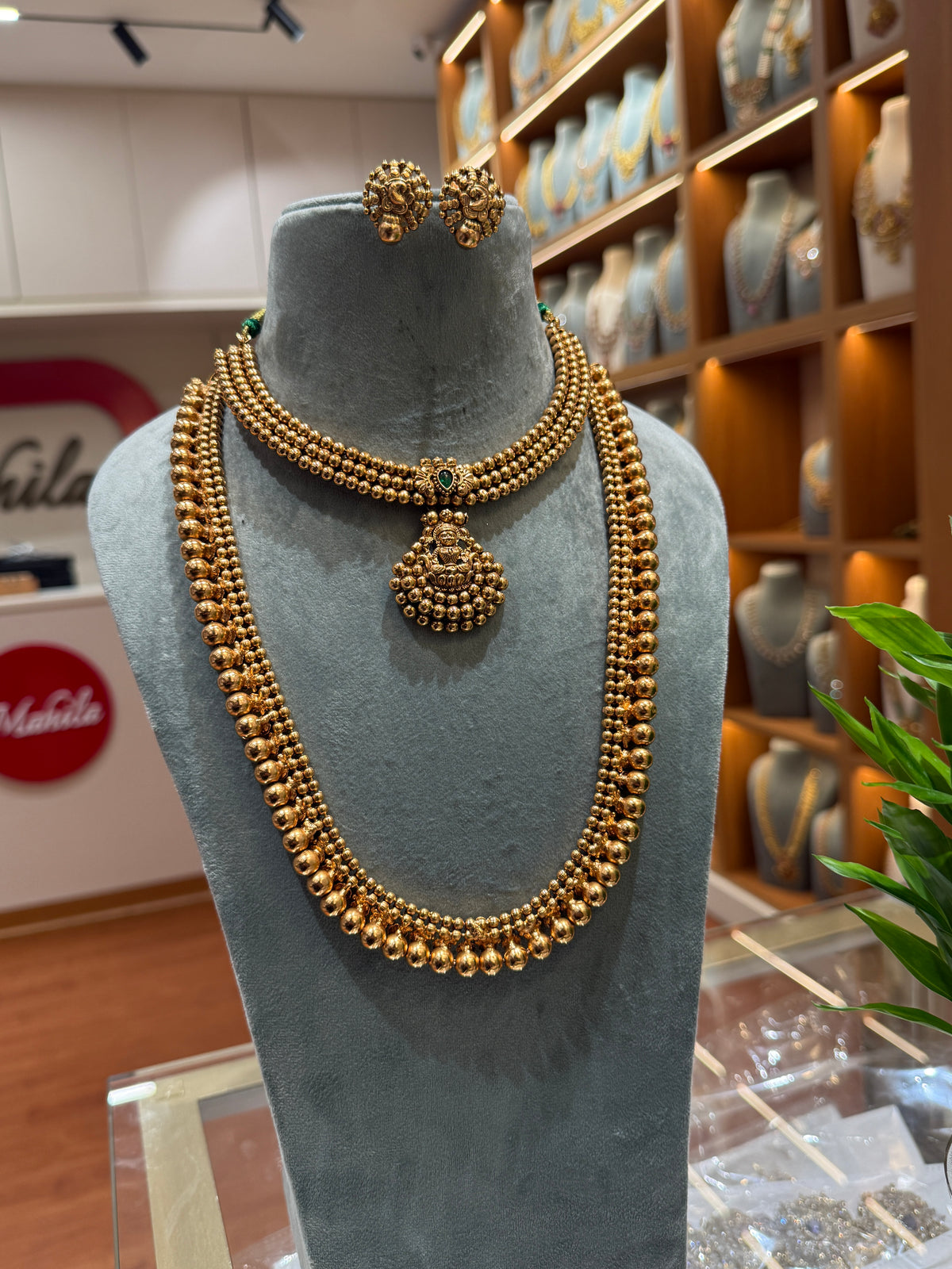 Antique Gold Bead Pendant & Chain Full Necklace Set | NC008