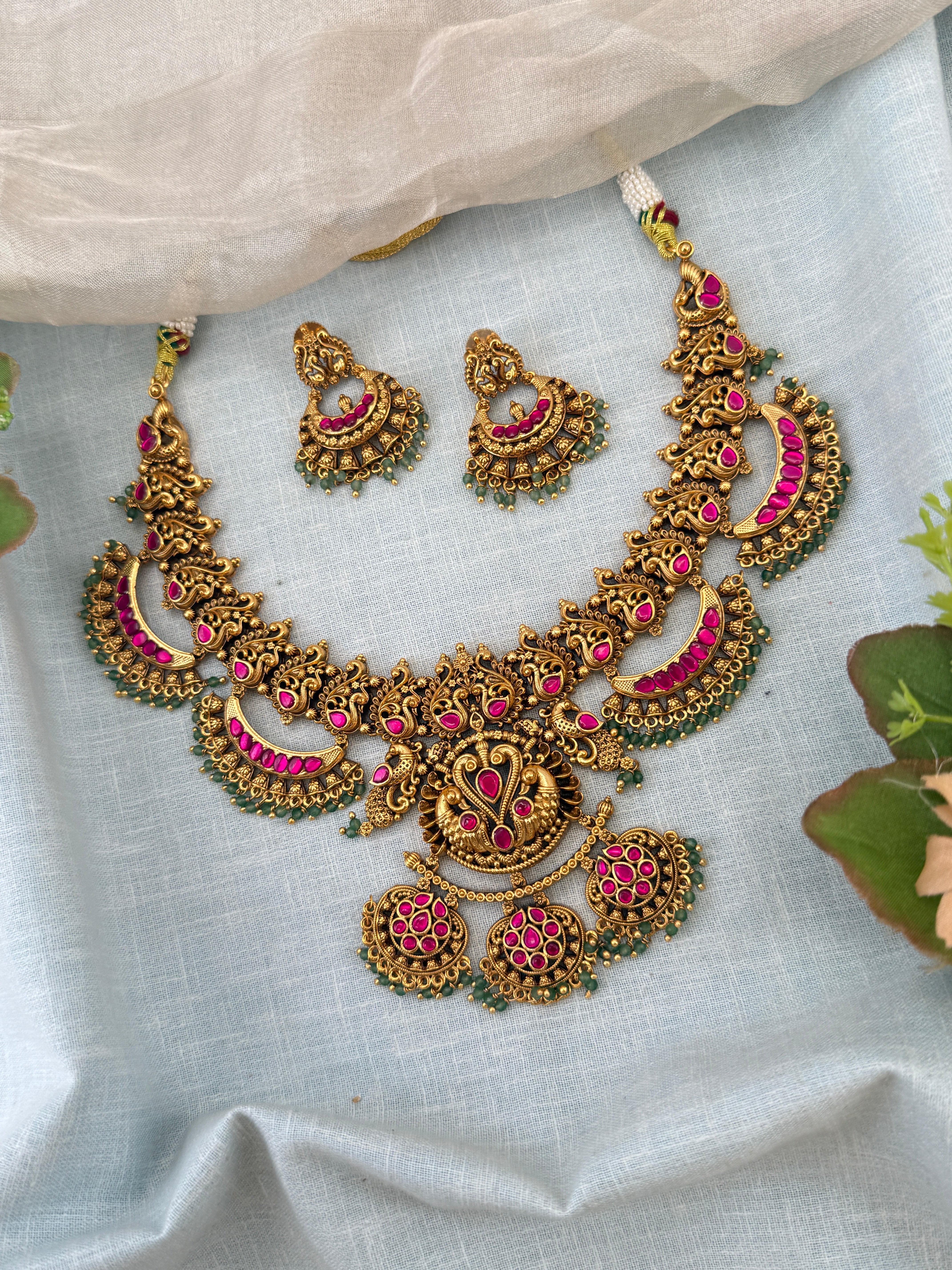 Antique Necklace Premium Short Set N0454