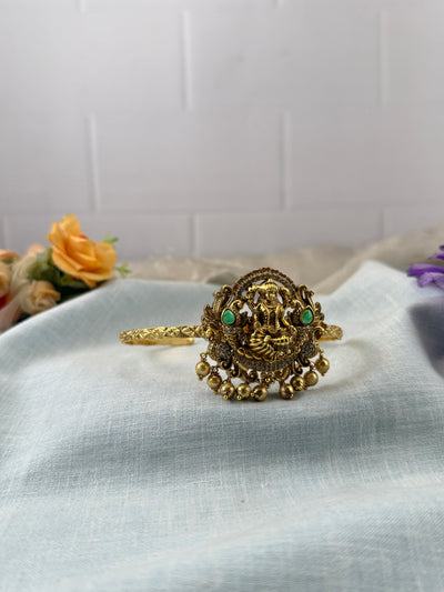 Antique Lakshmi Cuff Vanki | Set of 1 | 024
