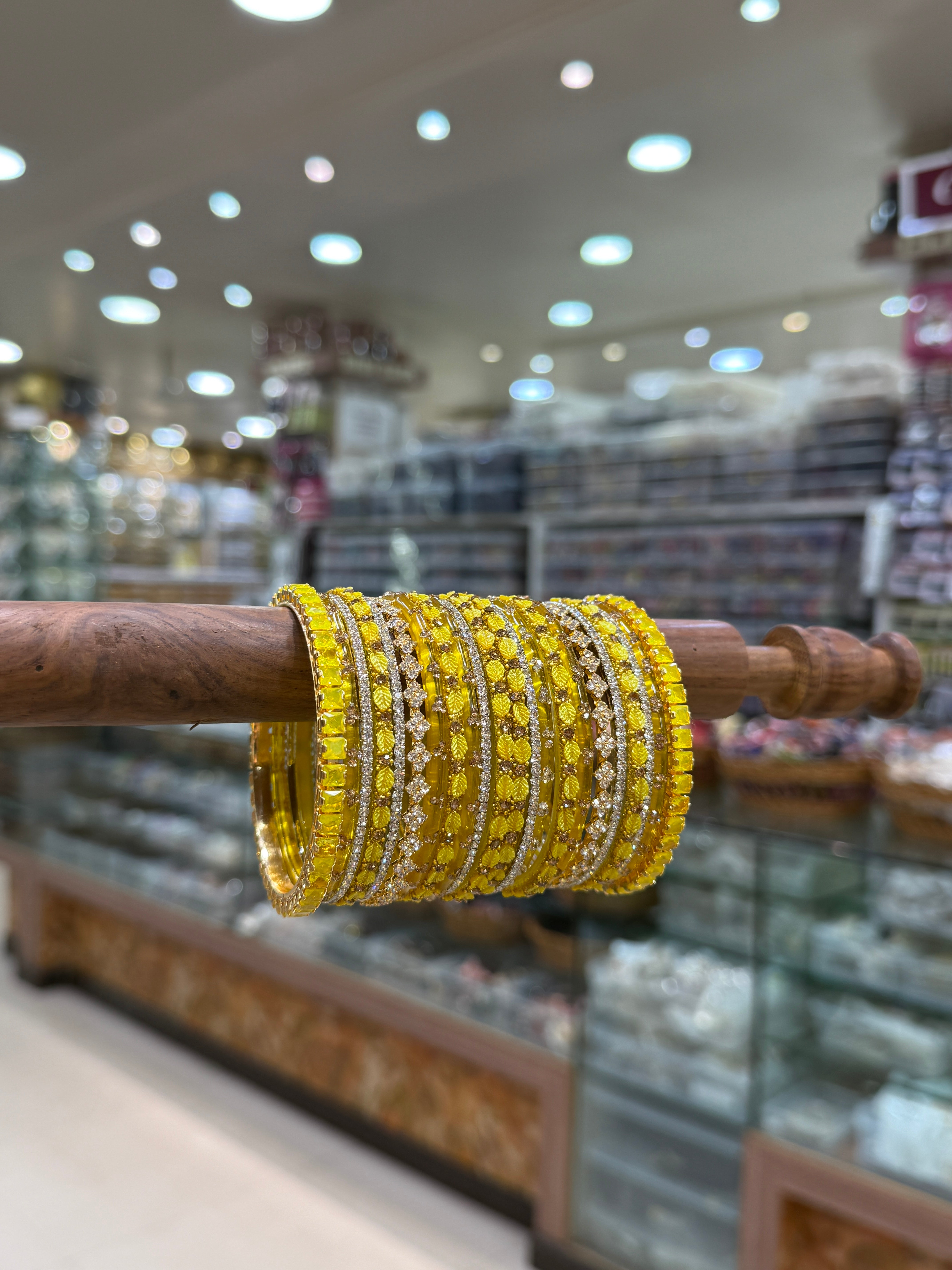 Luxurious Lemon Yellow Leaf Design Glass & Stone Bangle Set - 5321