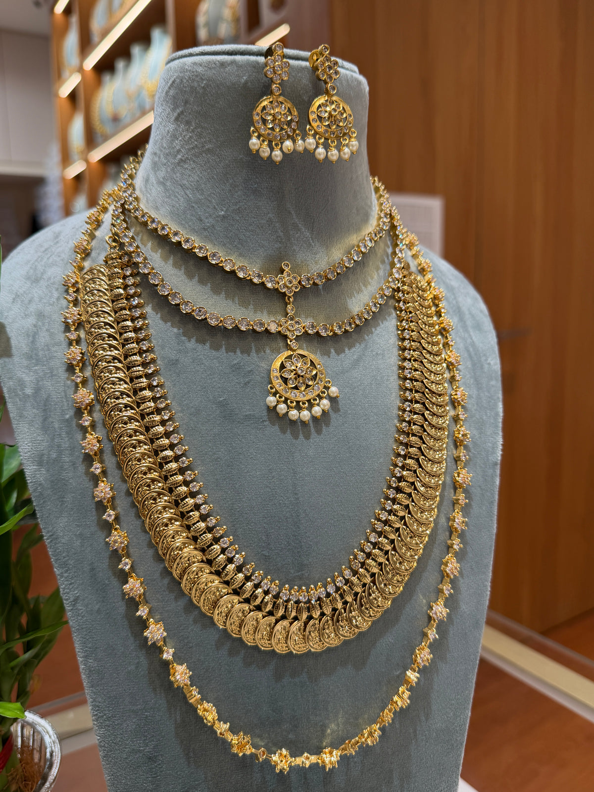 Gold like White Stone Full Necklace Set | NC011
