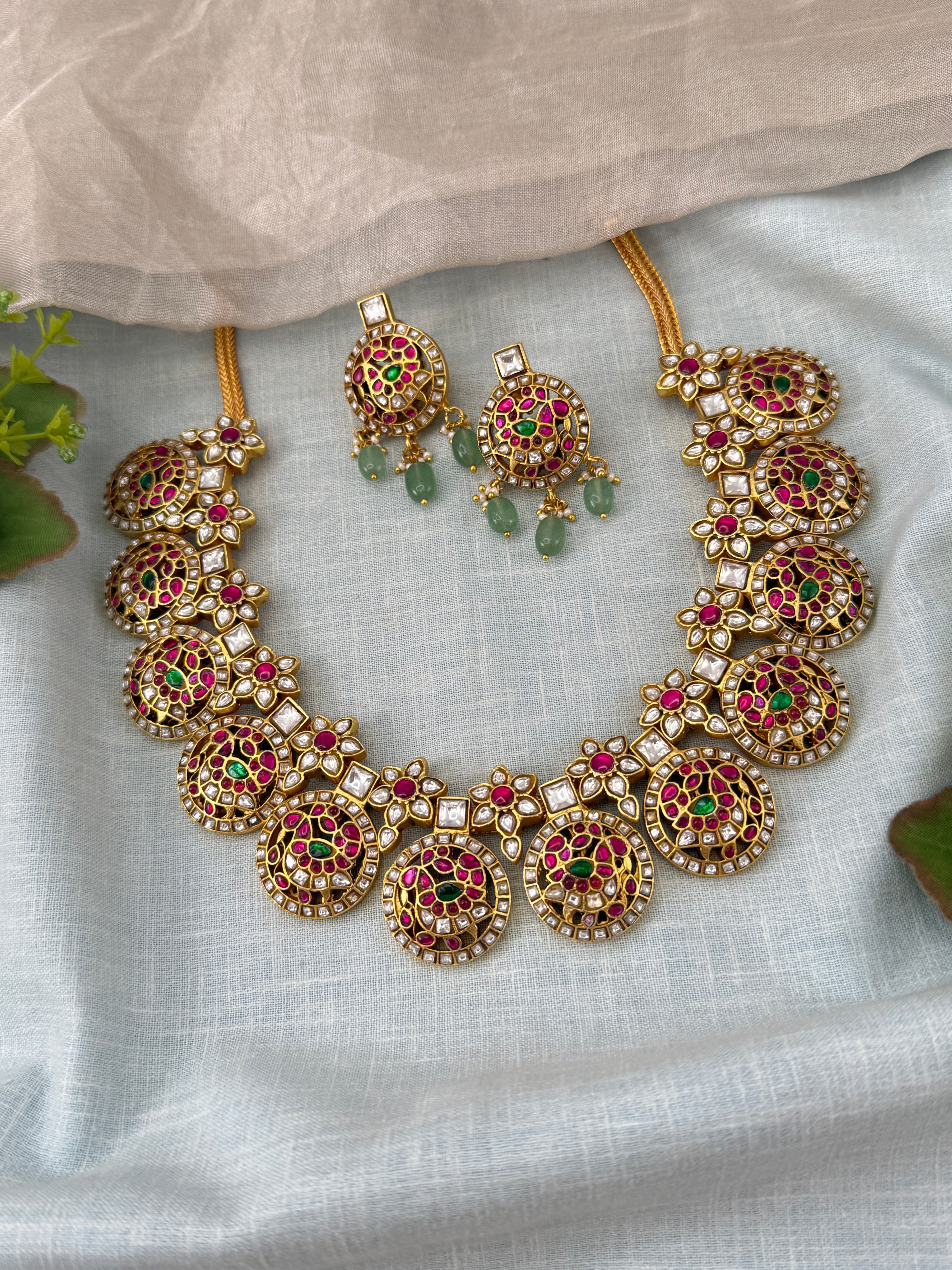 Jadau Kundan Bottumala Necklace Short Premium Set N0409