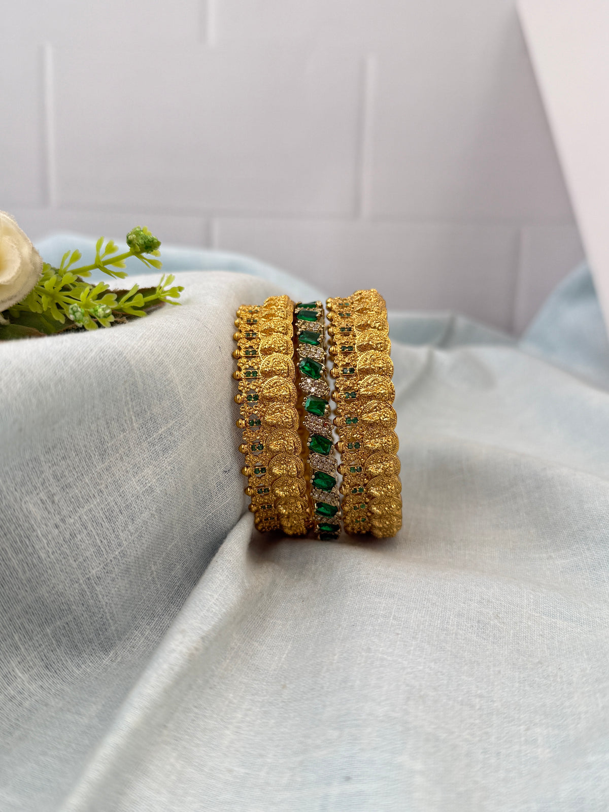 Royal Kaasu Stone Bangle Set 0001