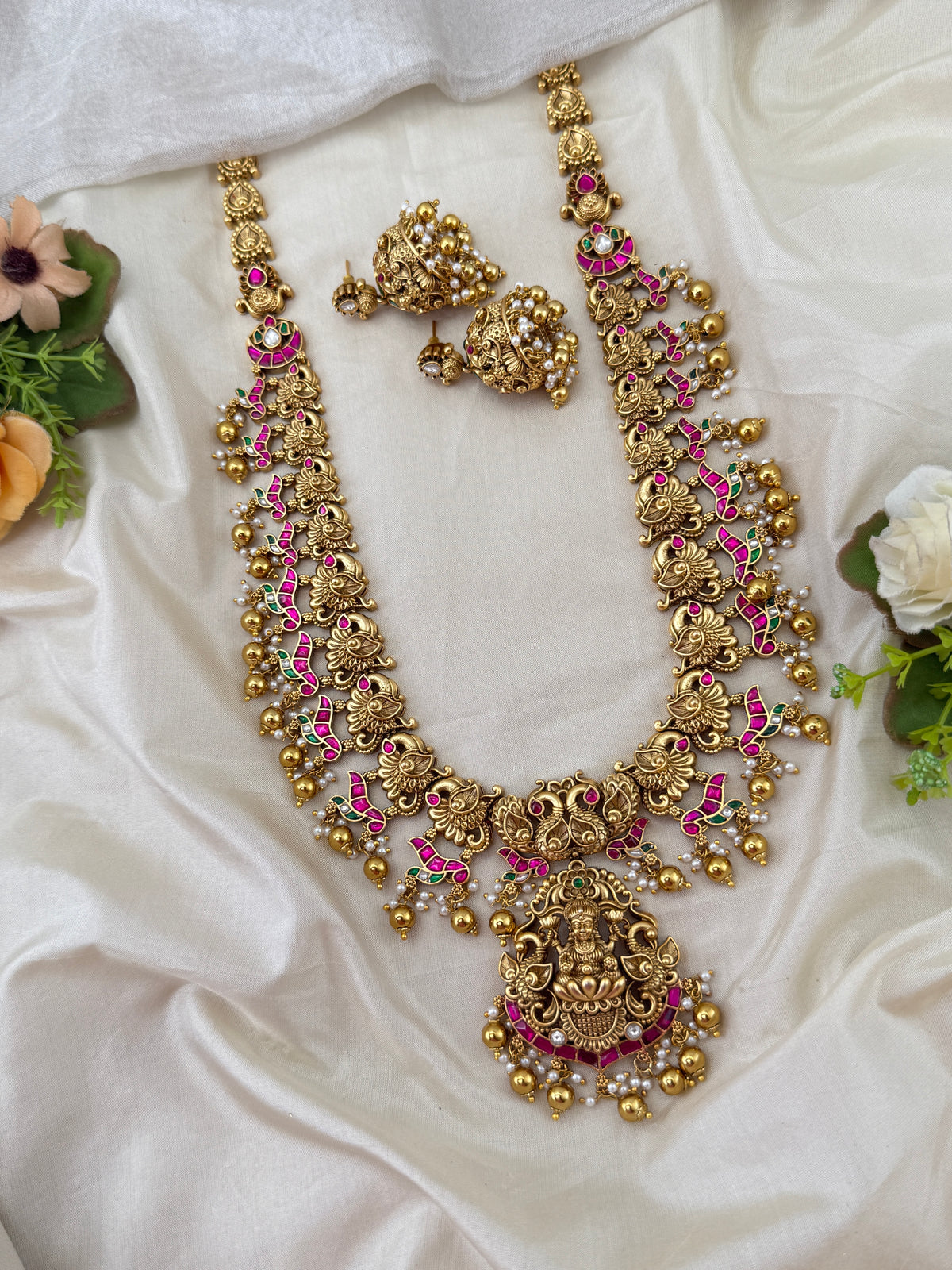Royal Jadau Kundan necklace for women