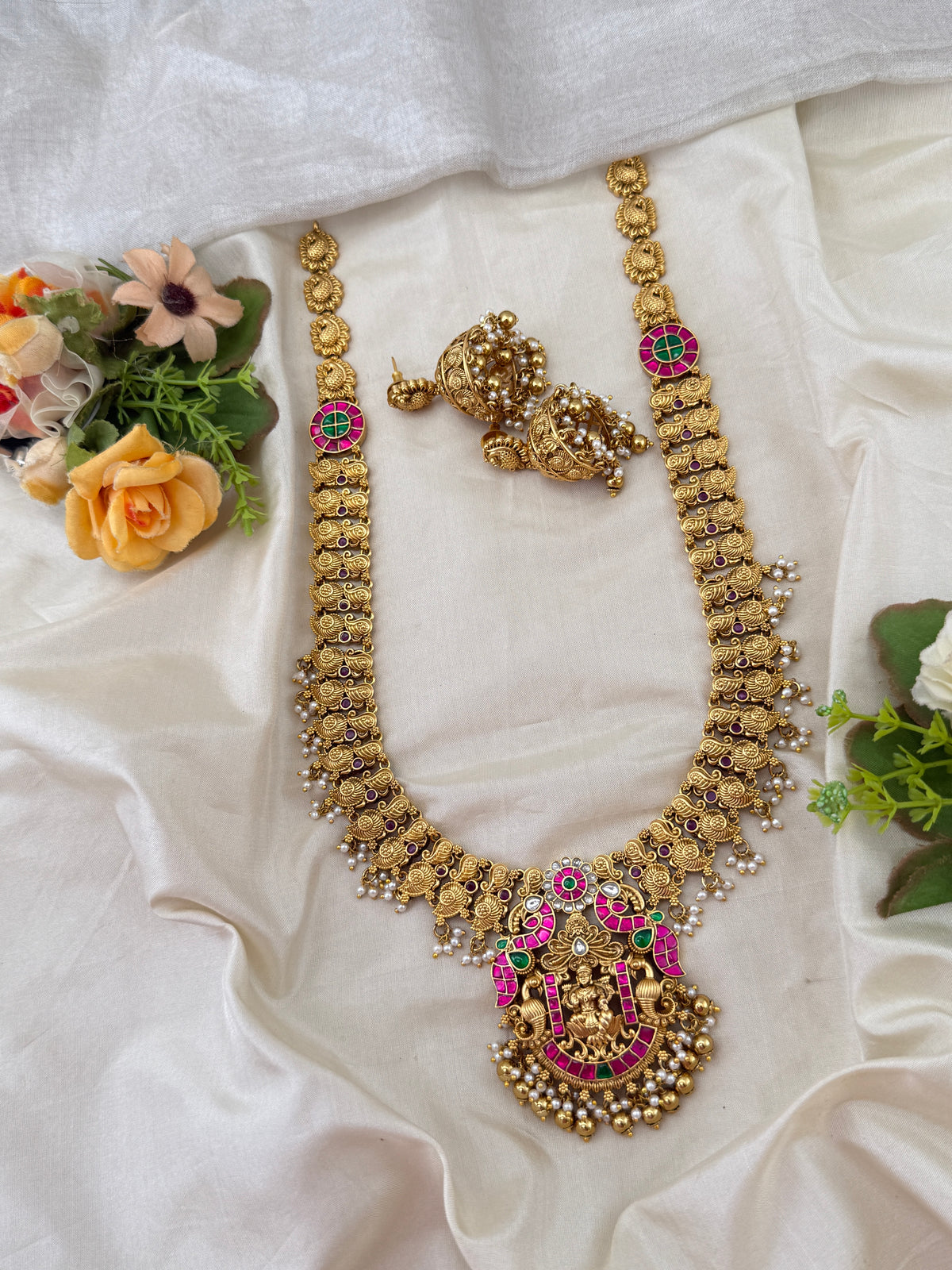 Royal Jadau Kundan necklace for women