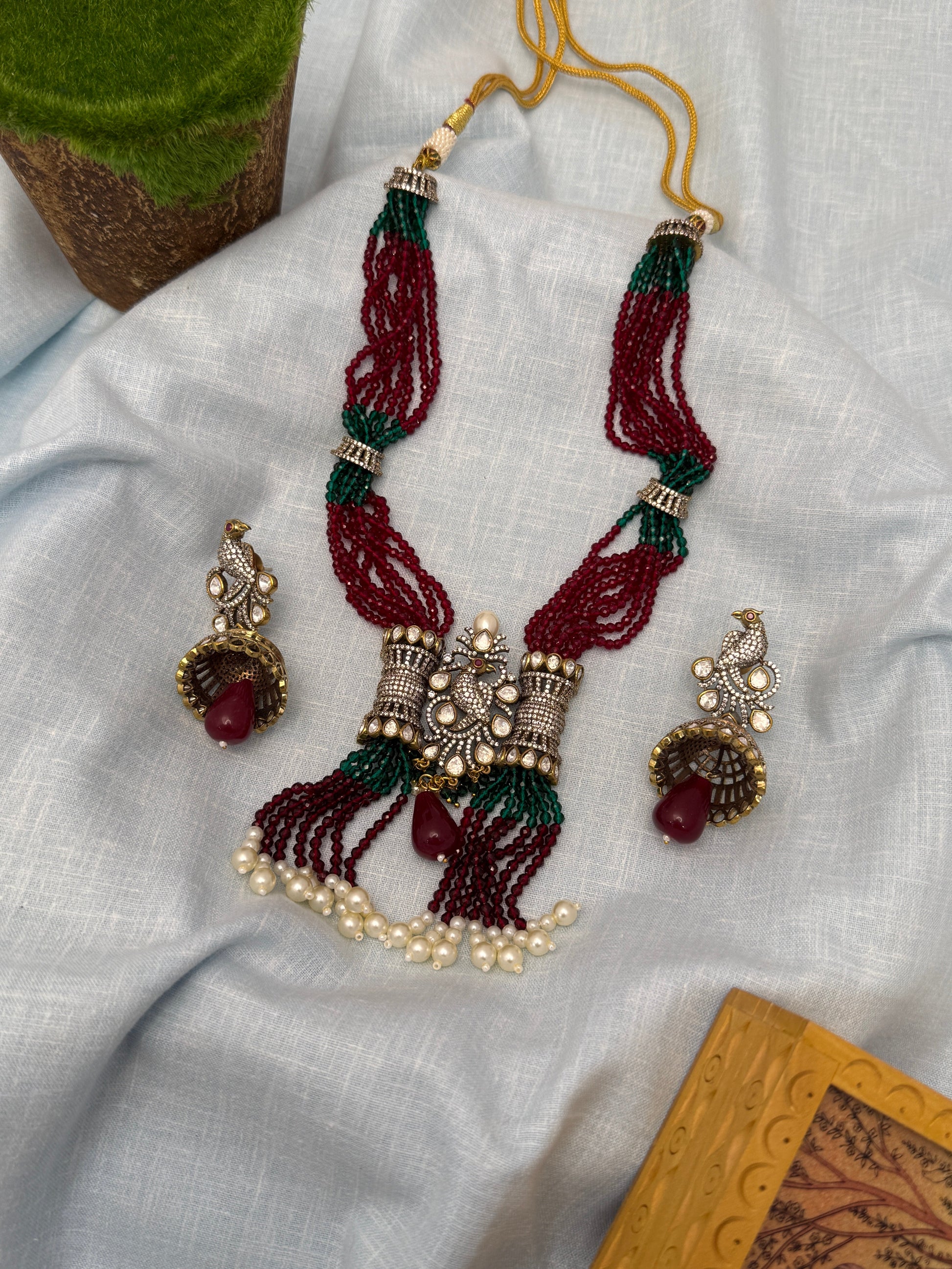 Victorian Necklace Set 173 - Mahilas