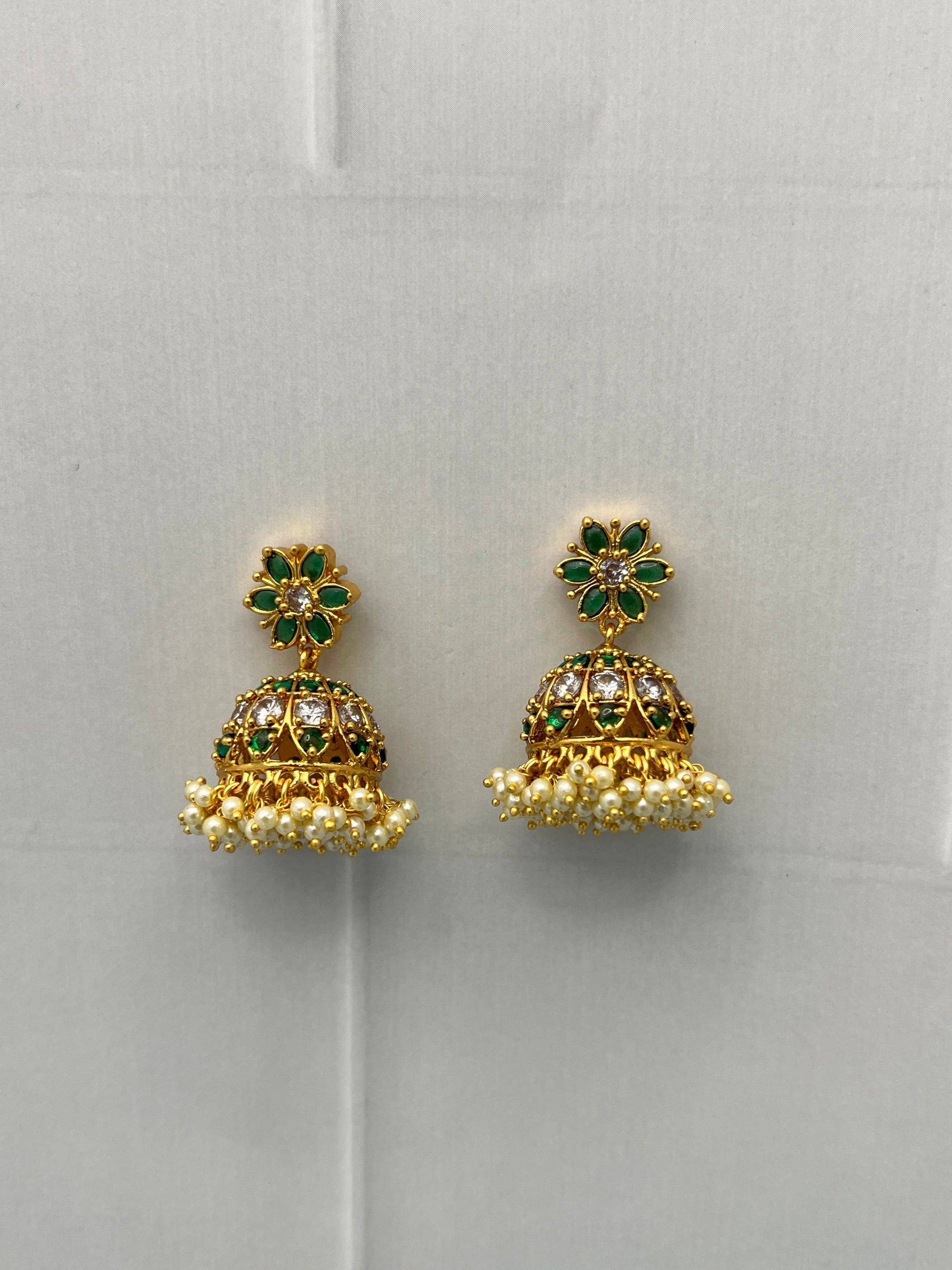 Antique Jhumka 0070 - Mahilas