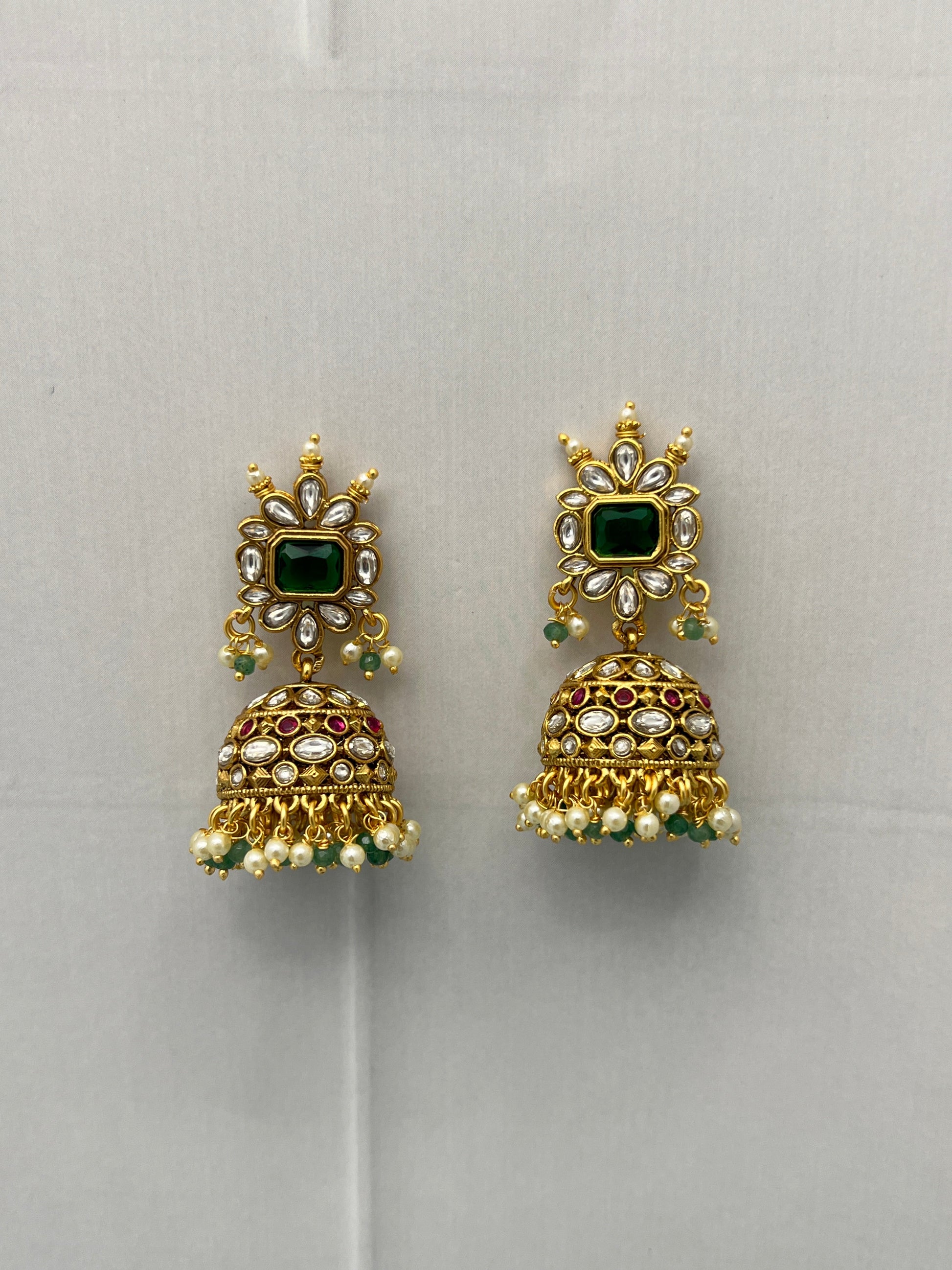 Antique Jhumka 0076 - Mahilas