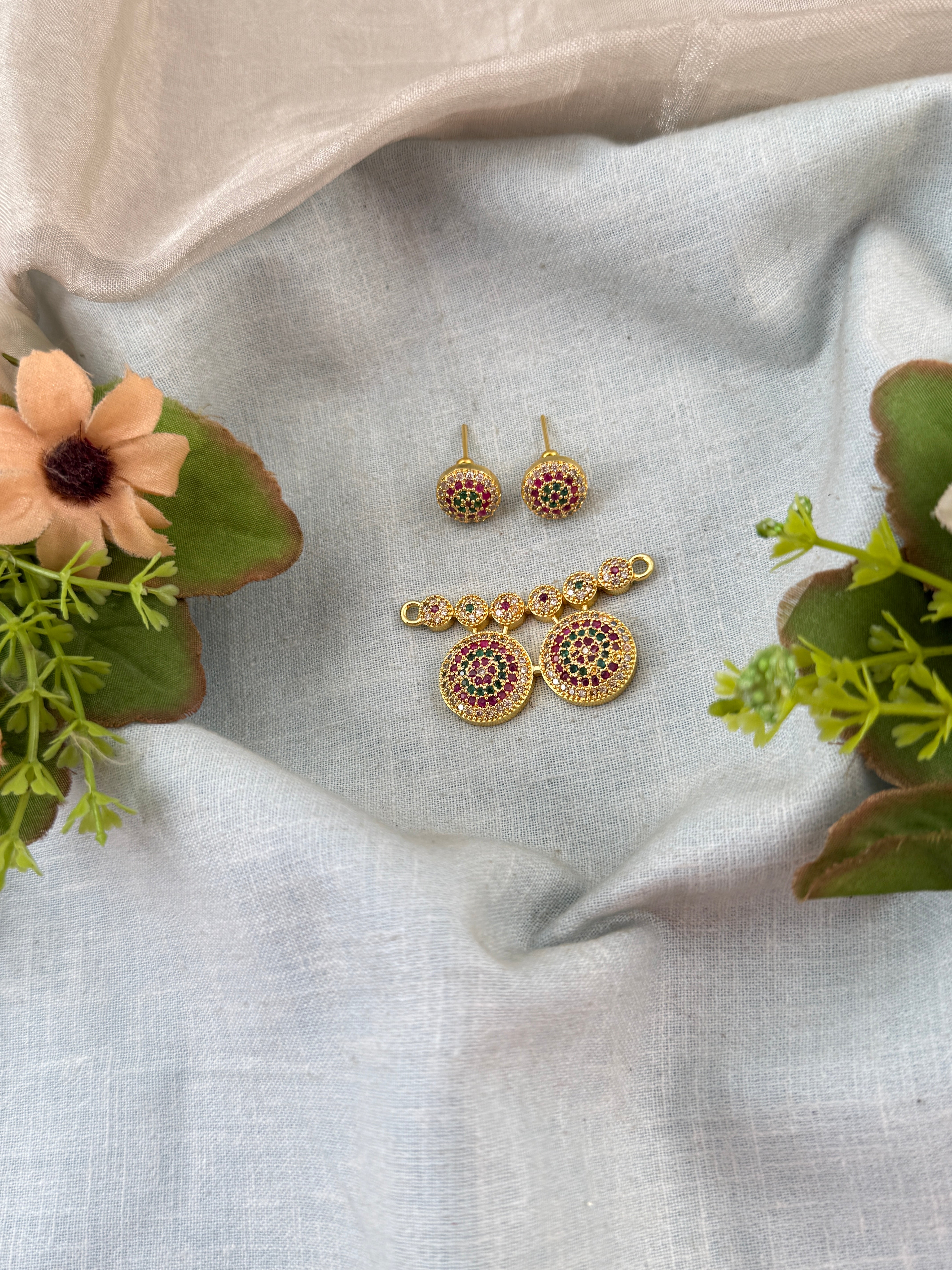 Traditional designer pendants for women