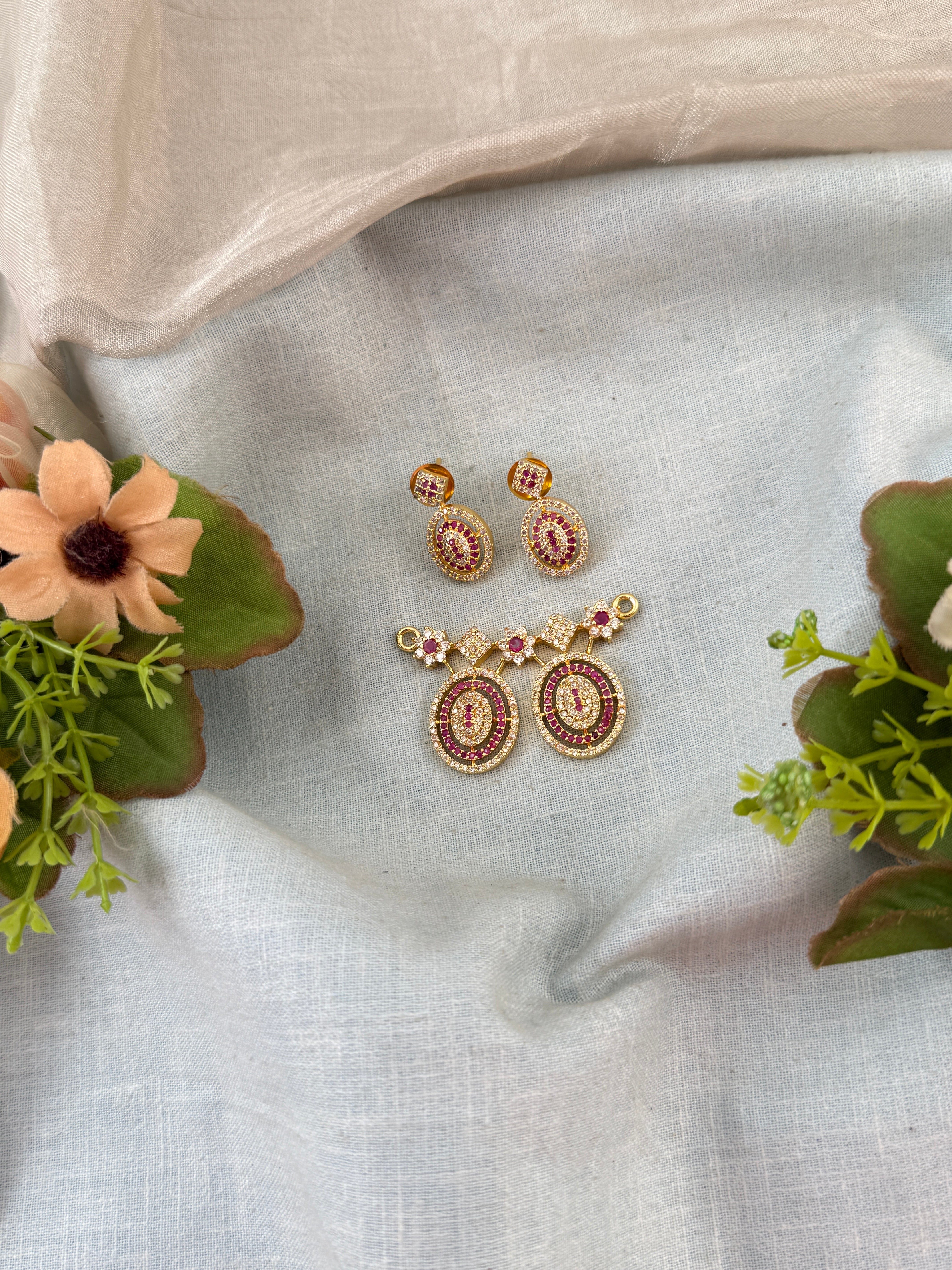 Traditional designer pendants for women