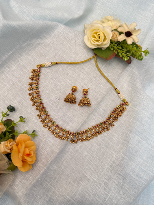 Antique Necklace 0352