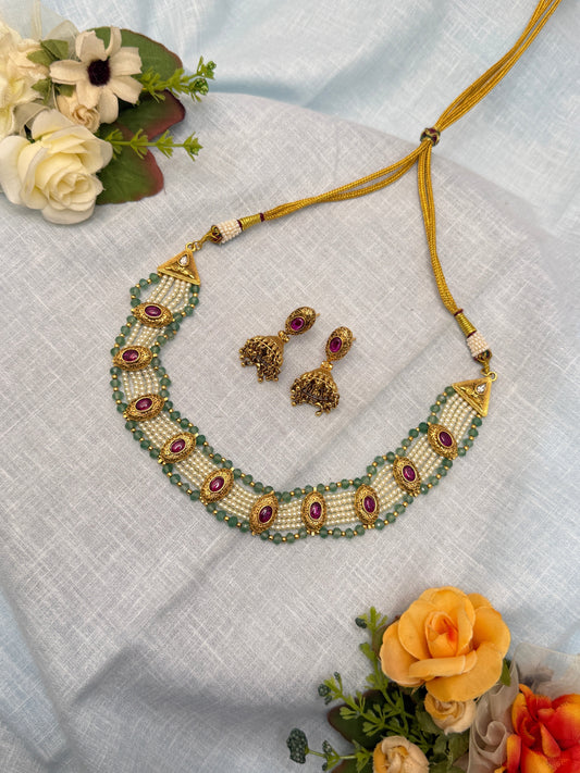 Antique Necklace 0361