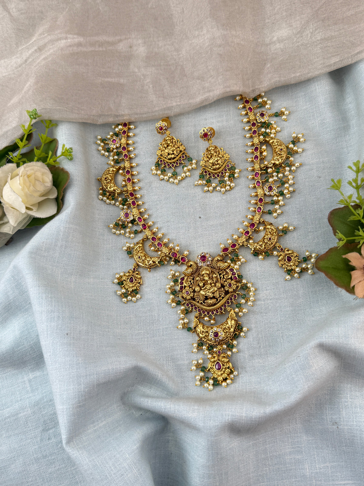 Royal Jadau Kundan necklace for women