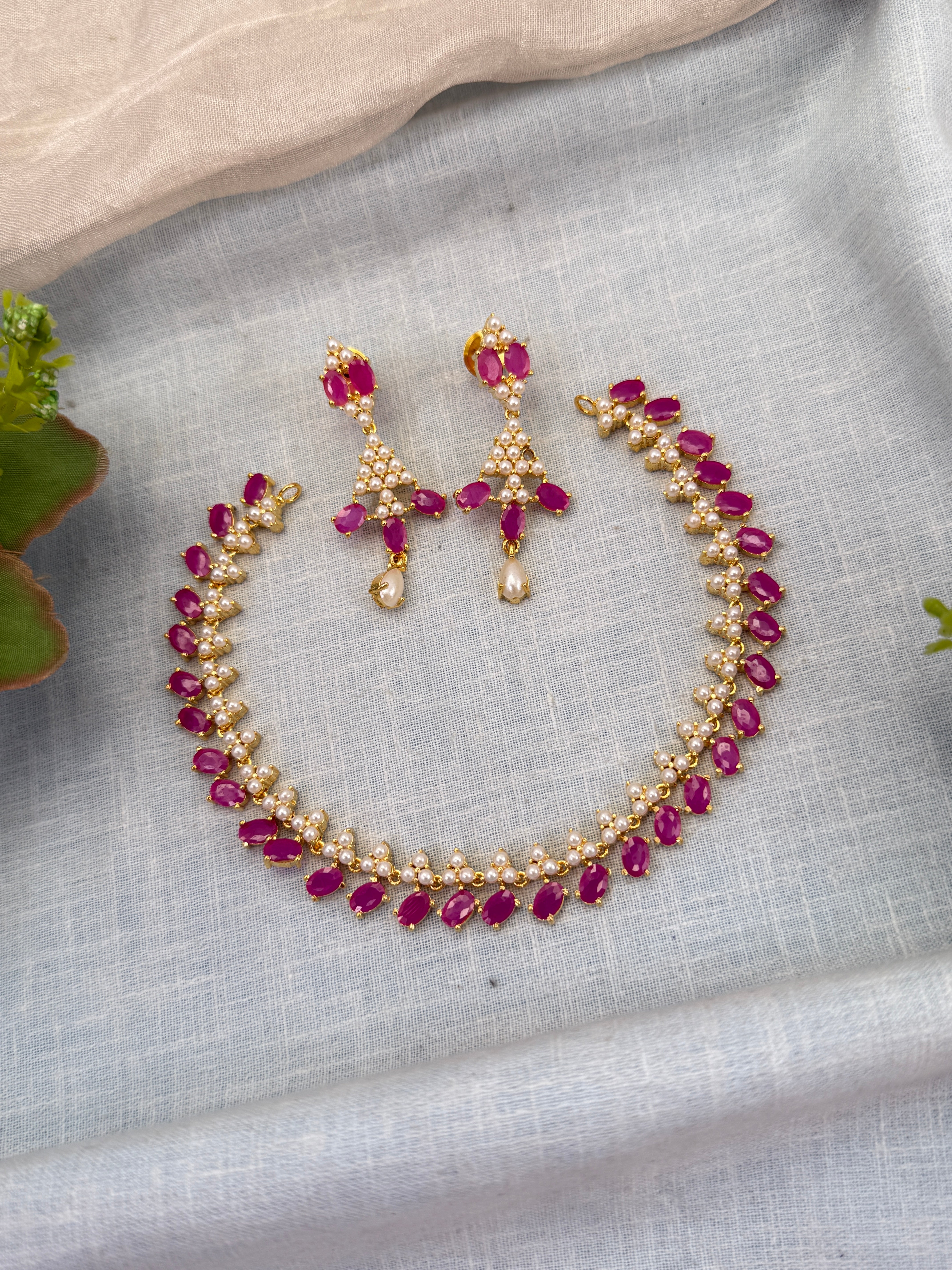 Royal Pearl Stone Short Necklace Set 695