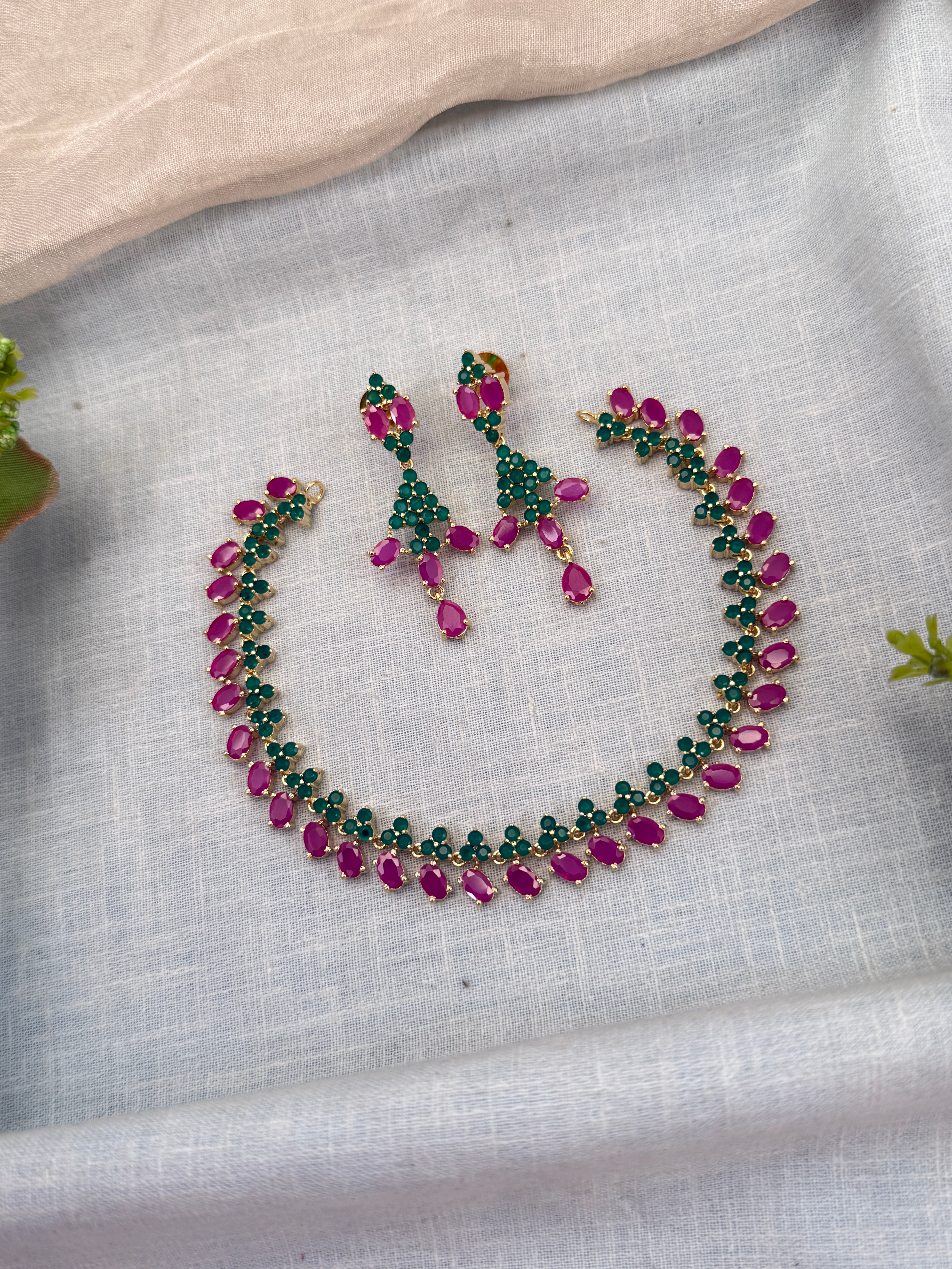 Royal Pearl Stone Short Necklace Set 696
