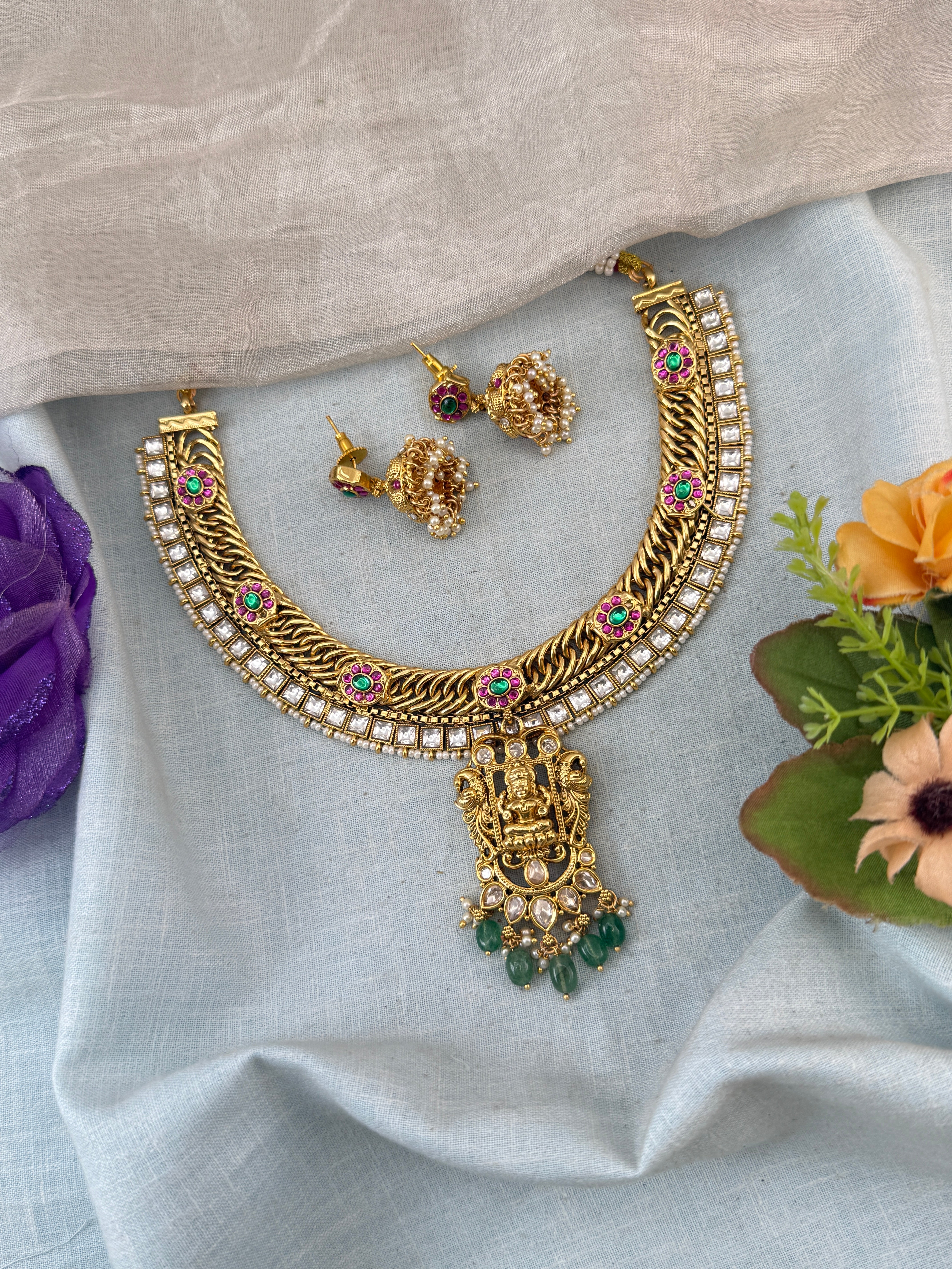 Royal Jadau Kundan necklace for women