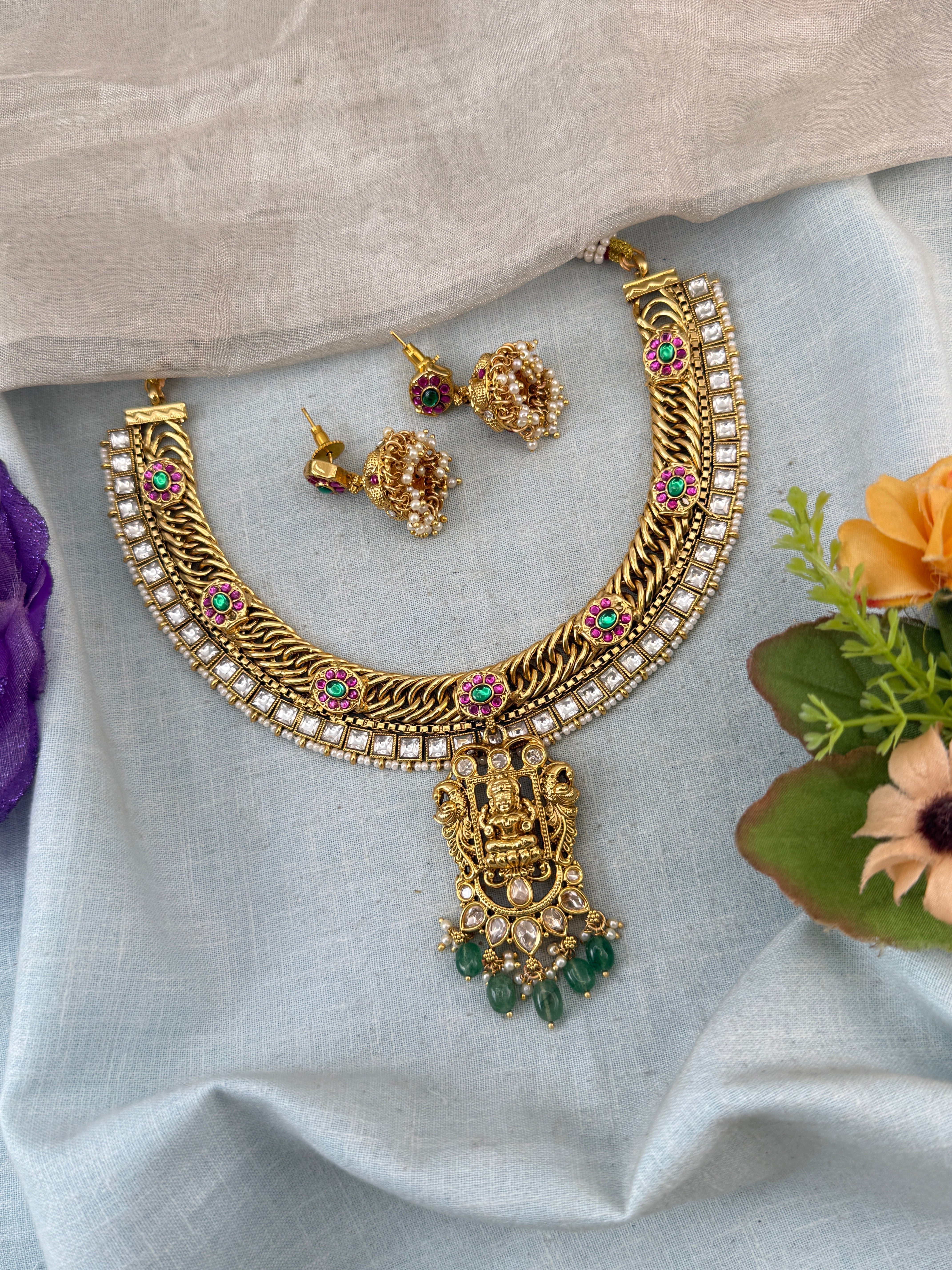 Jadau Kundan Necklace Jilebi Pendant Royal Short Set | N0037