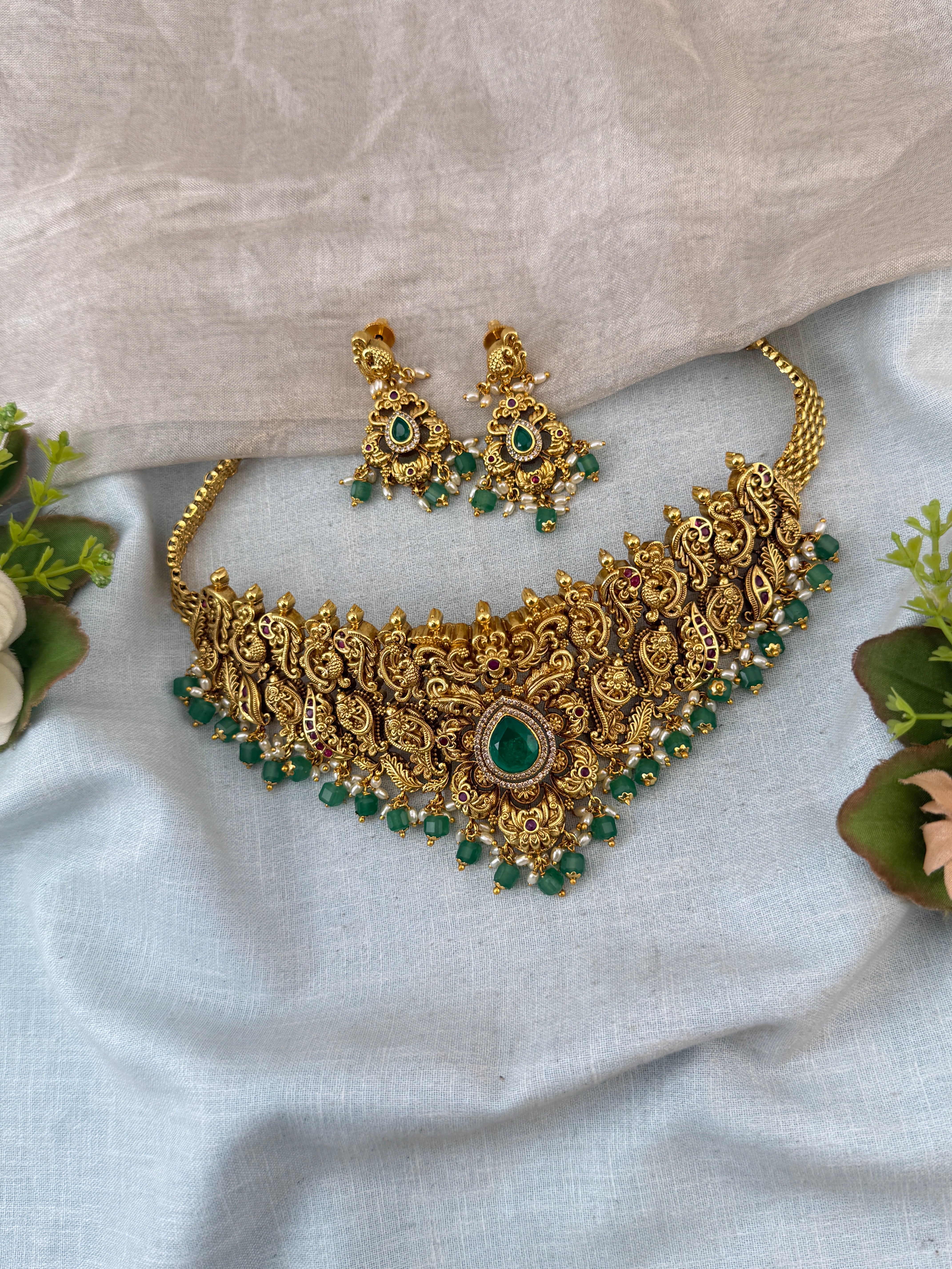 Royal Jadau Kundan necklace for women