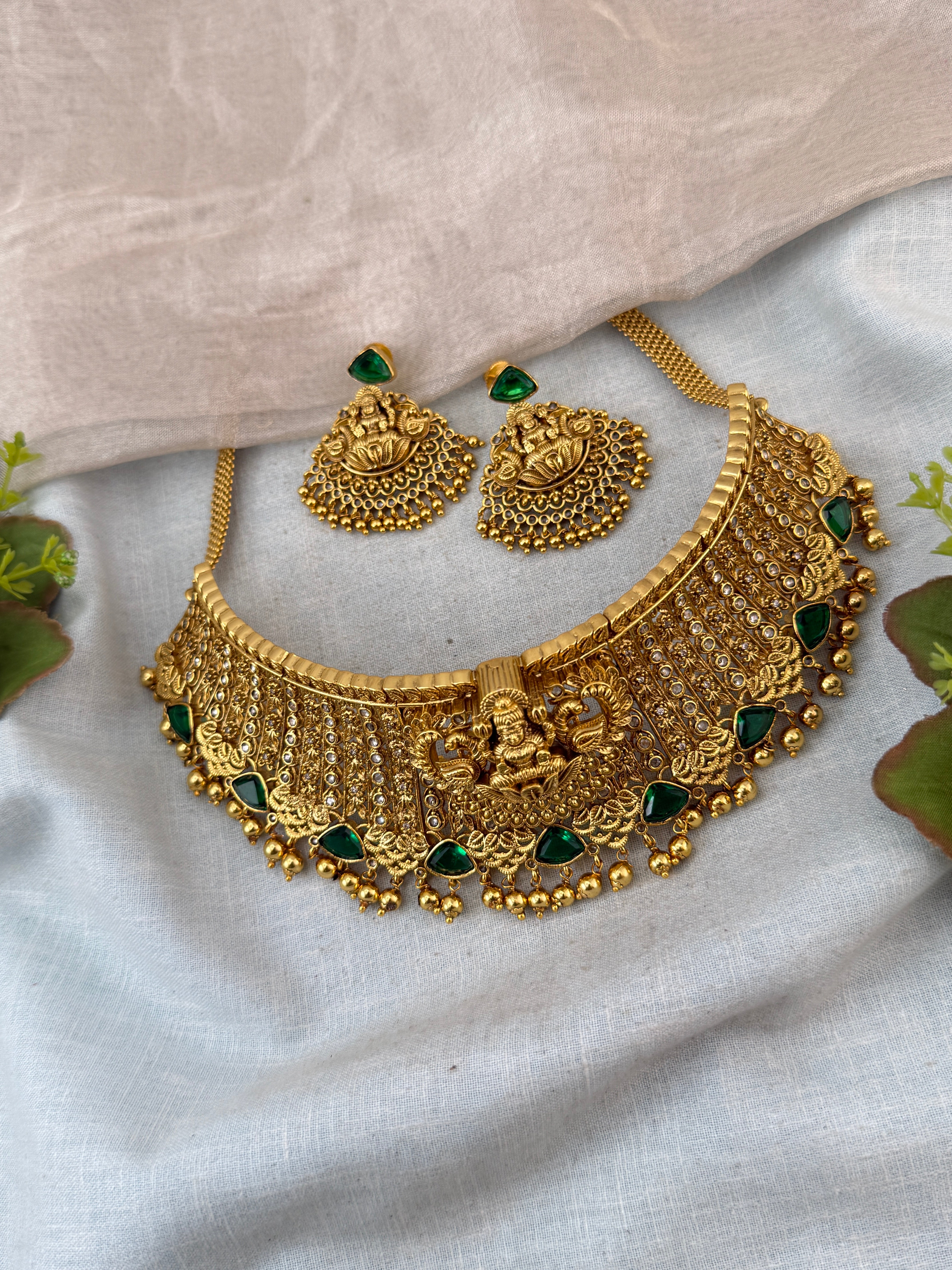 Antique Necklace Peacock Lakshmi Royal Choker Set | N0103