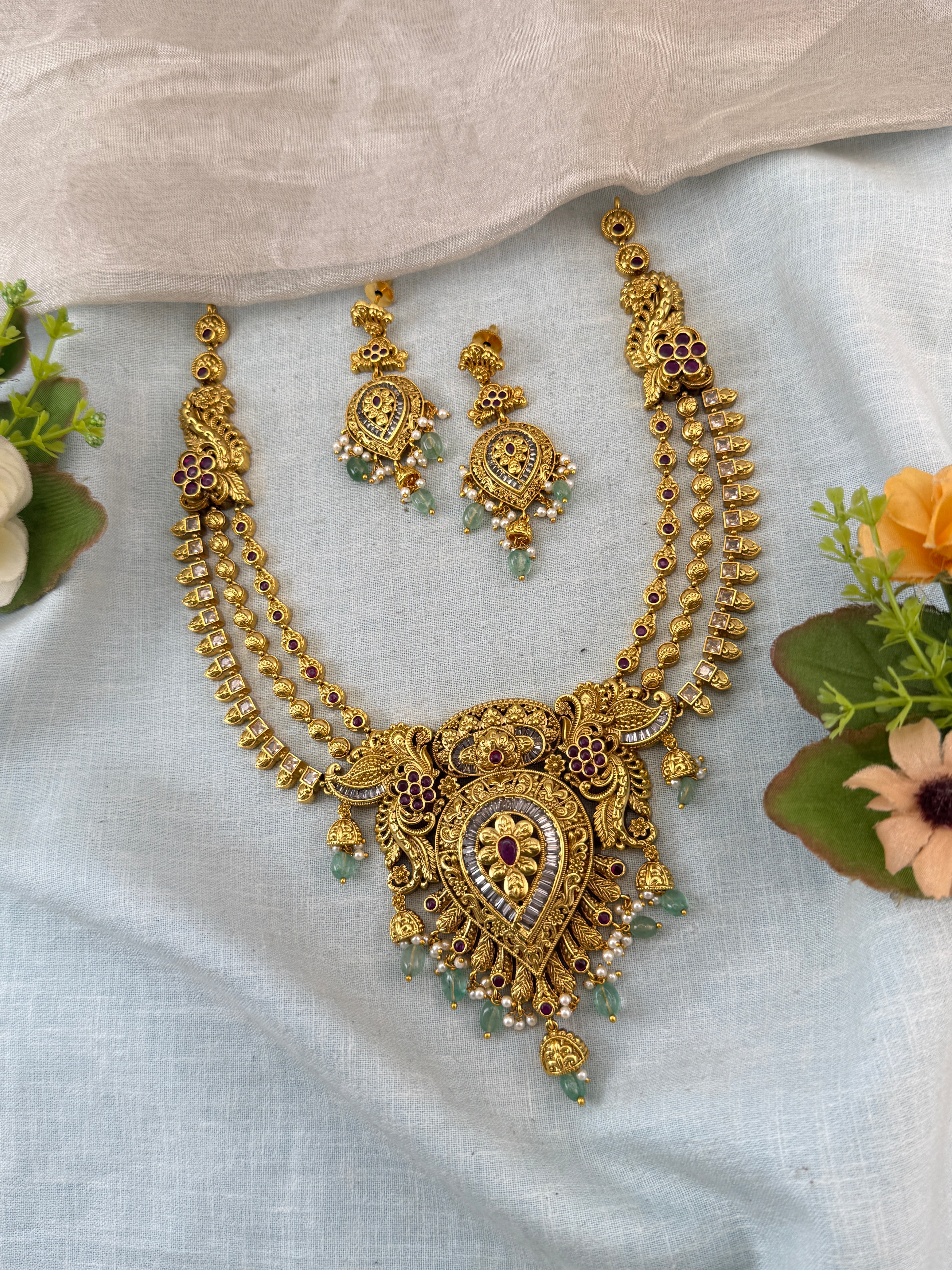Royal Jadau Kundan necklace for women