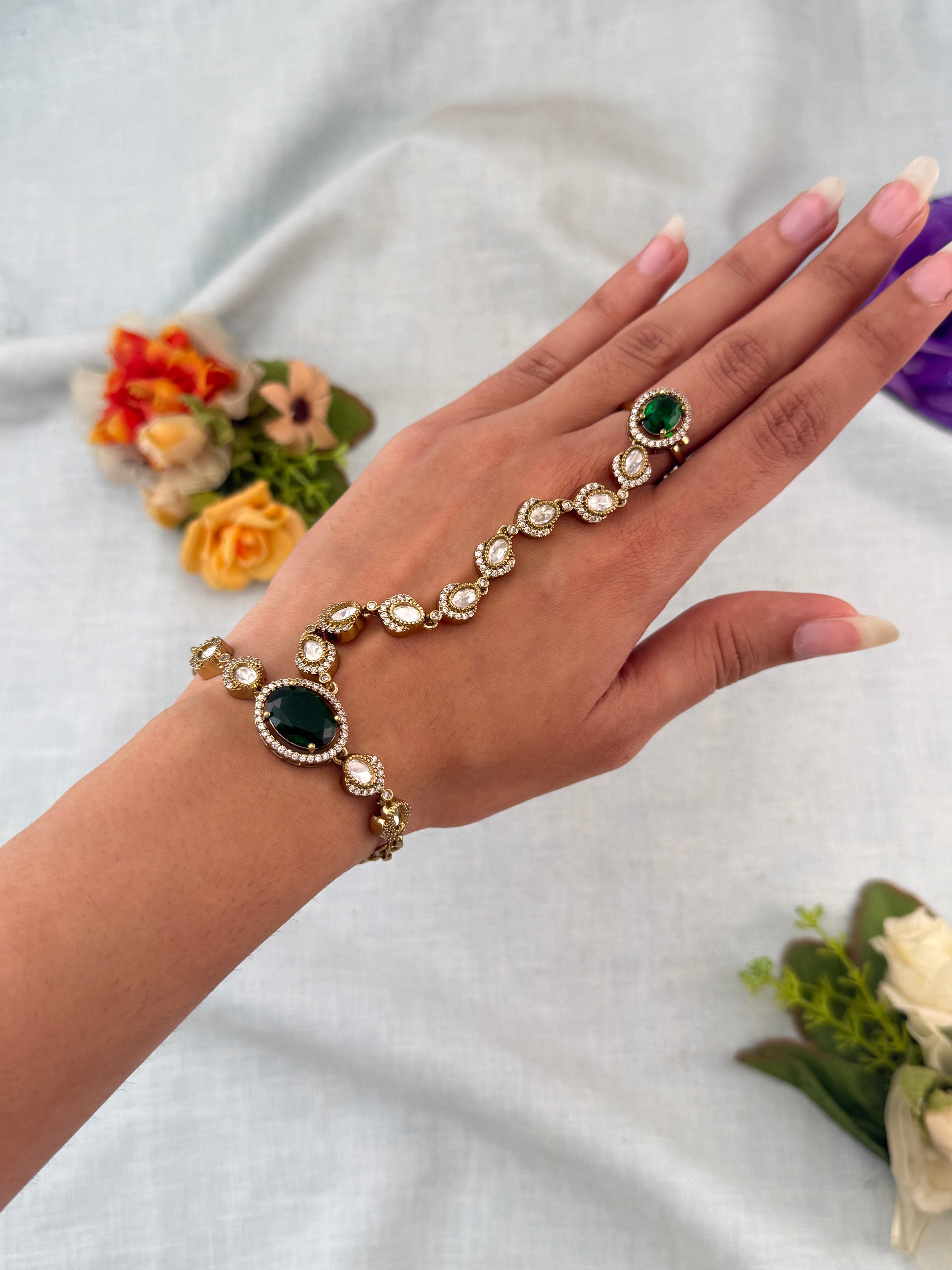 Designer finger ring for women