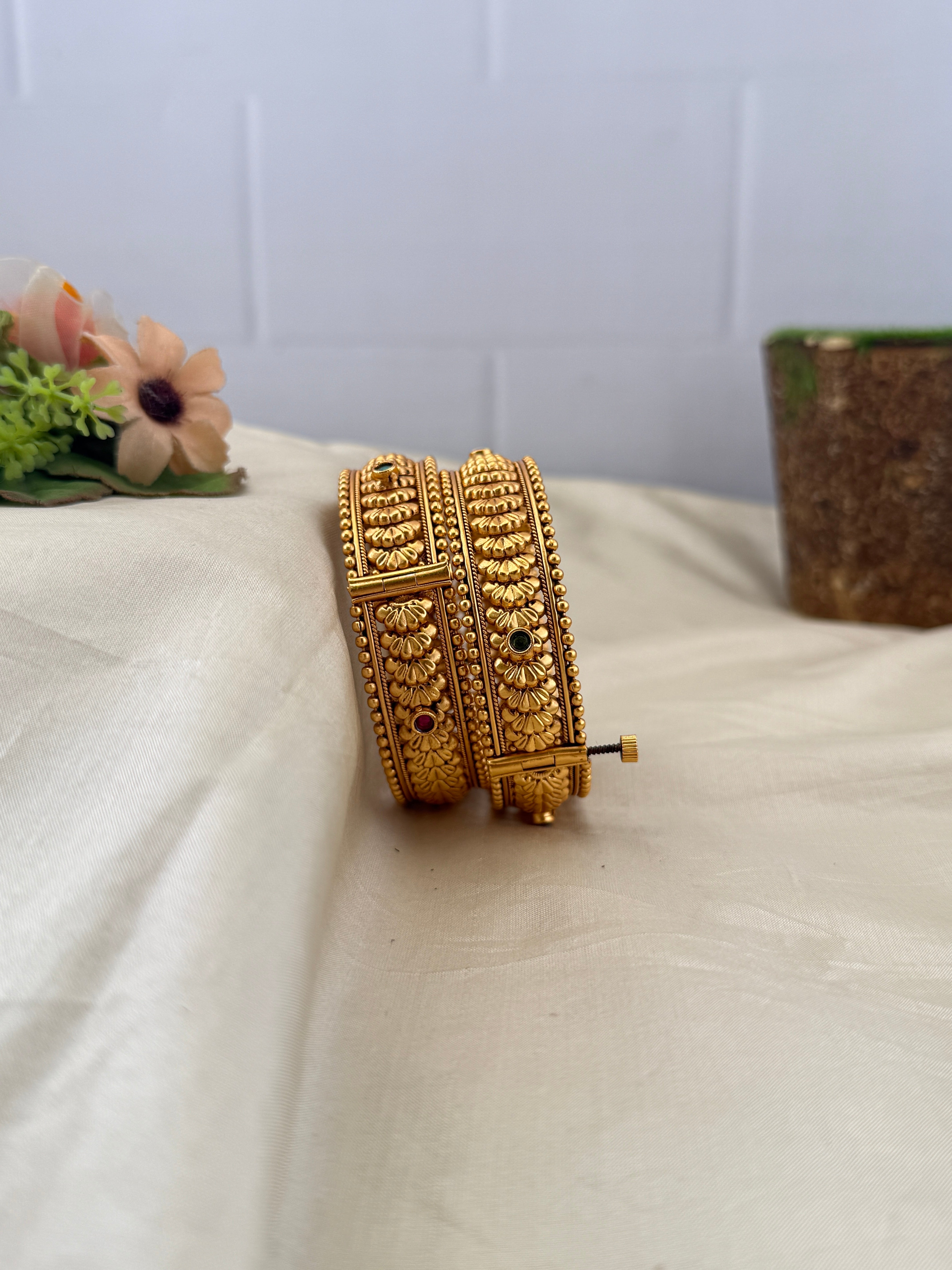 Antique temple style bridal bangles for women by Mahila