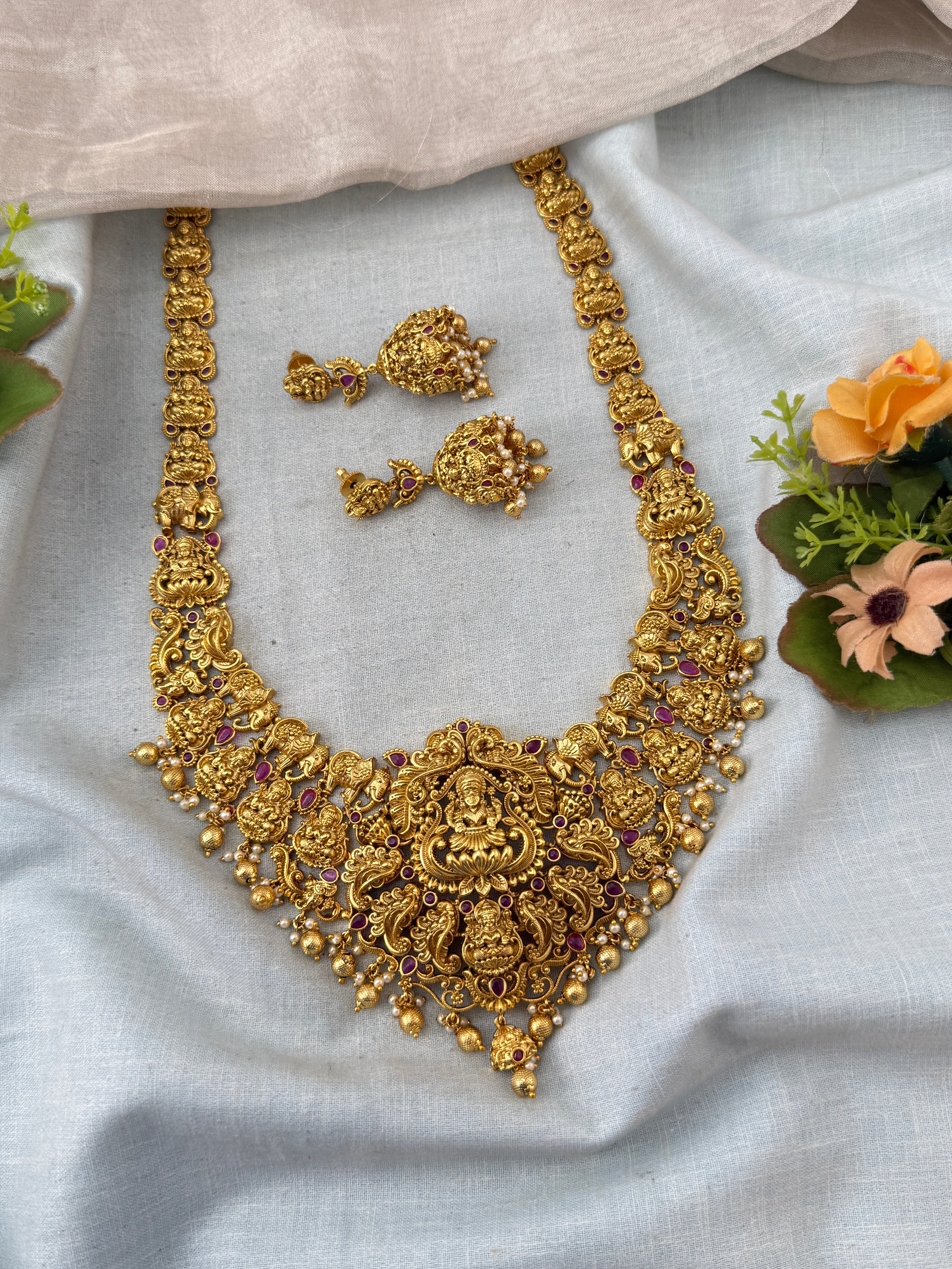 Antique temple necklace for women