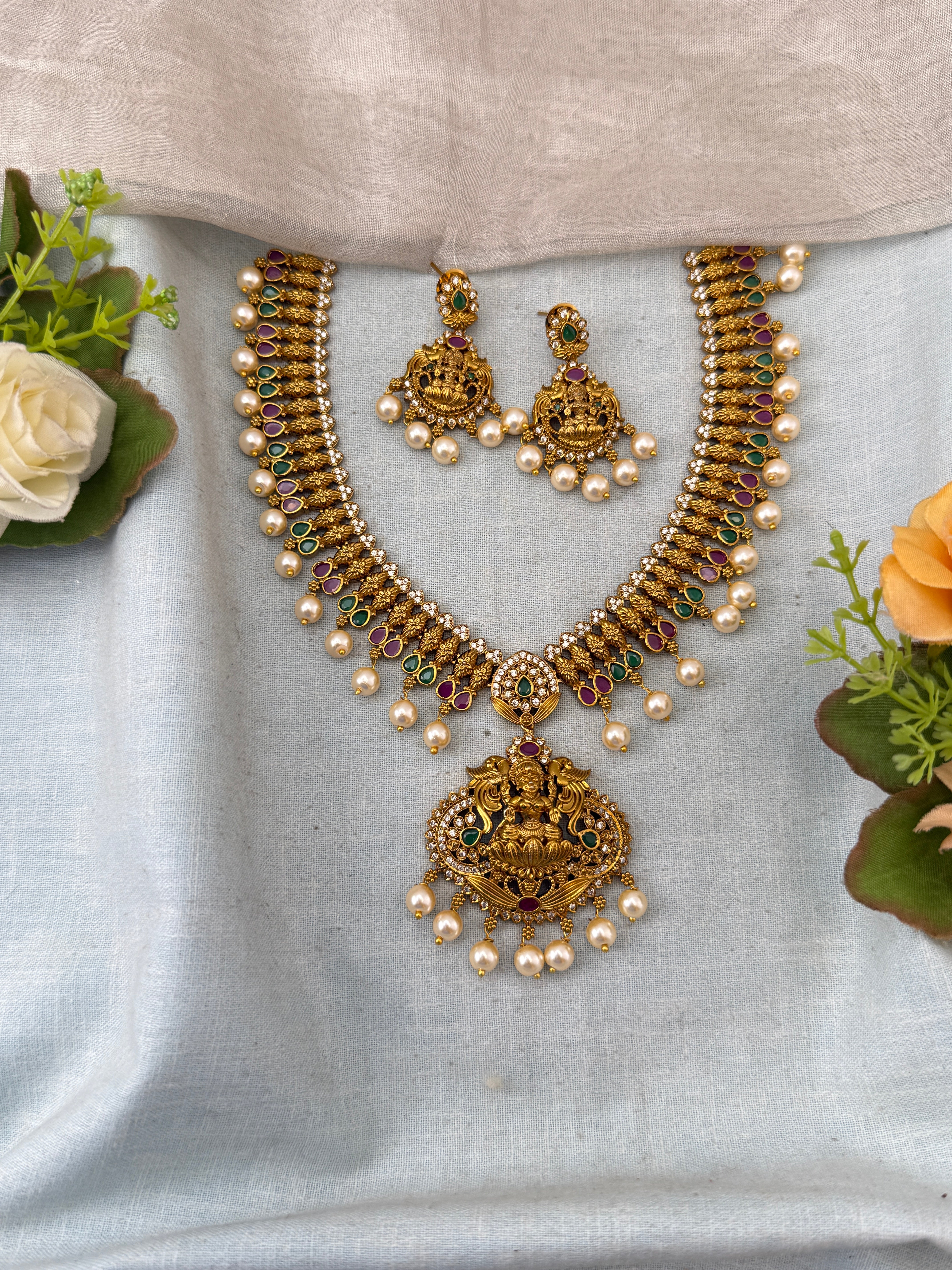 Antique temple necklace for women