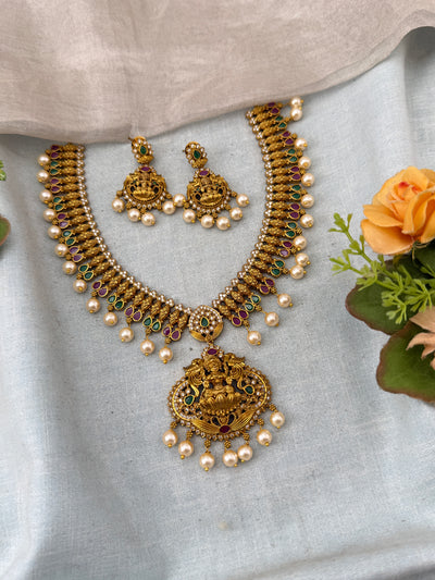 Antique Grand Lakshmi Pendant Short Necklace Set | N0337