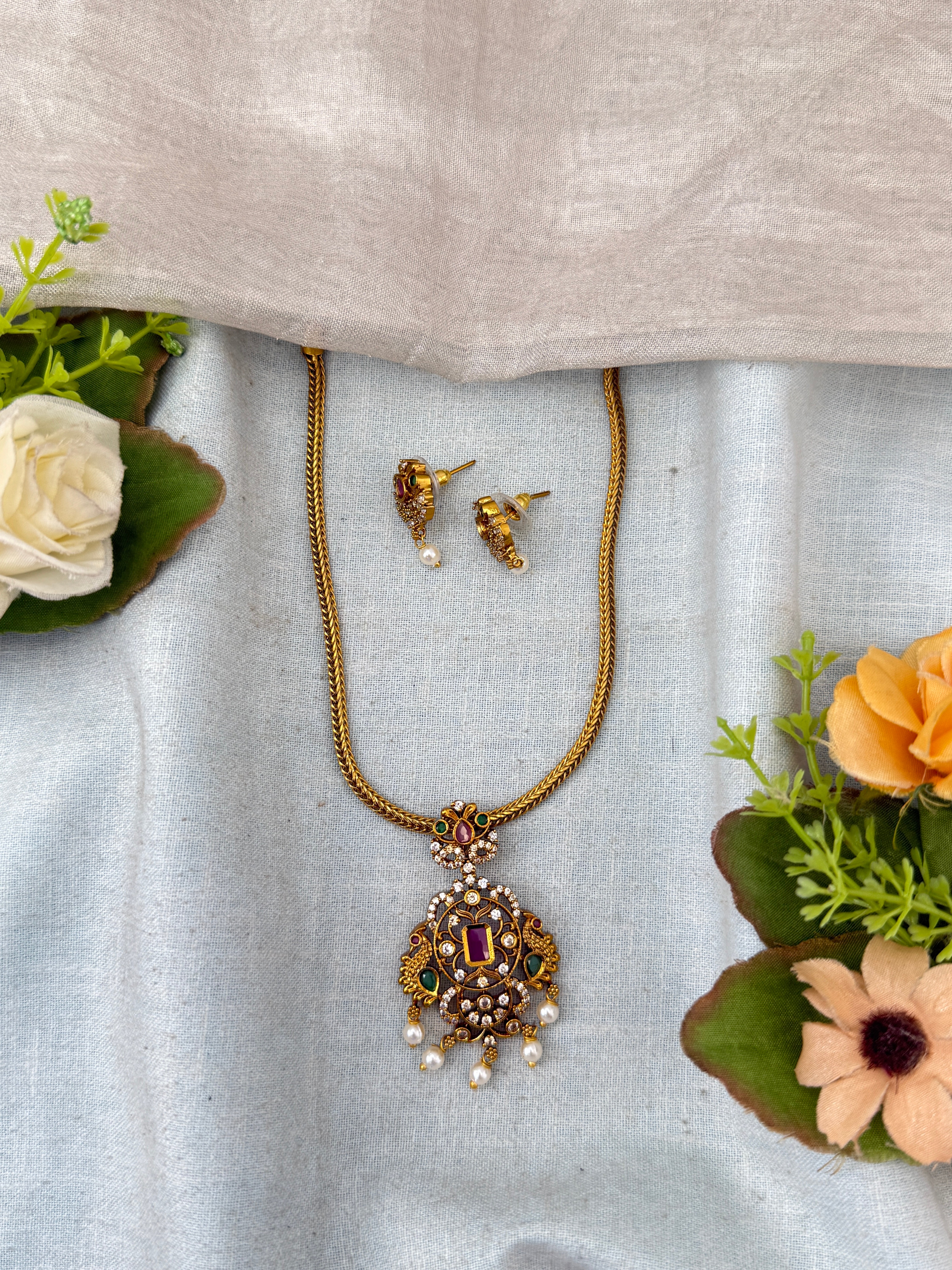 Antique Short Necklace Set | N0321