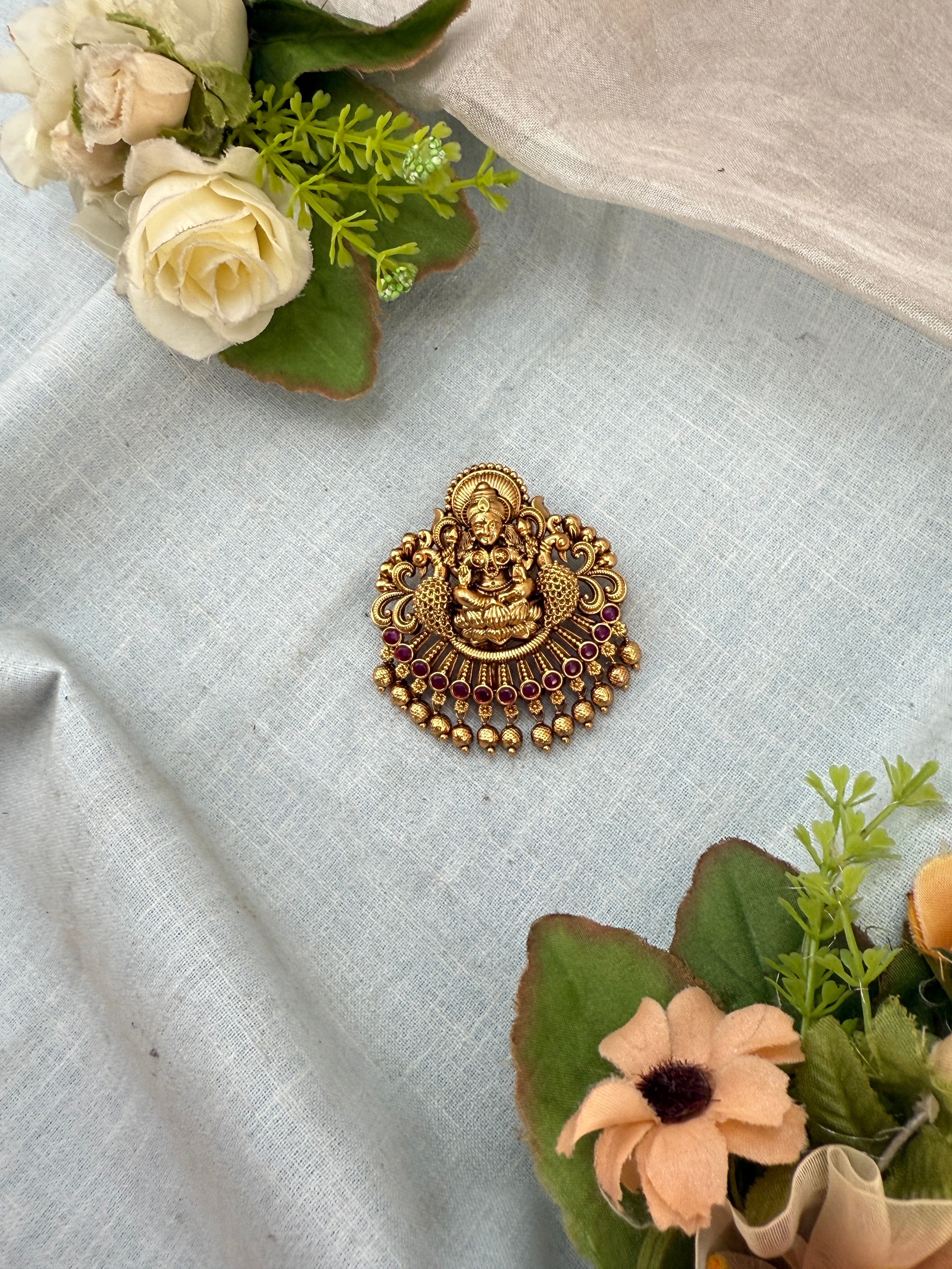 Traditional Gold Jadebille – South Indian Bridal Hair Accessory, jadebille, hair choti